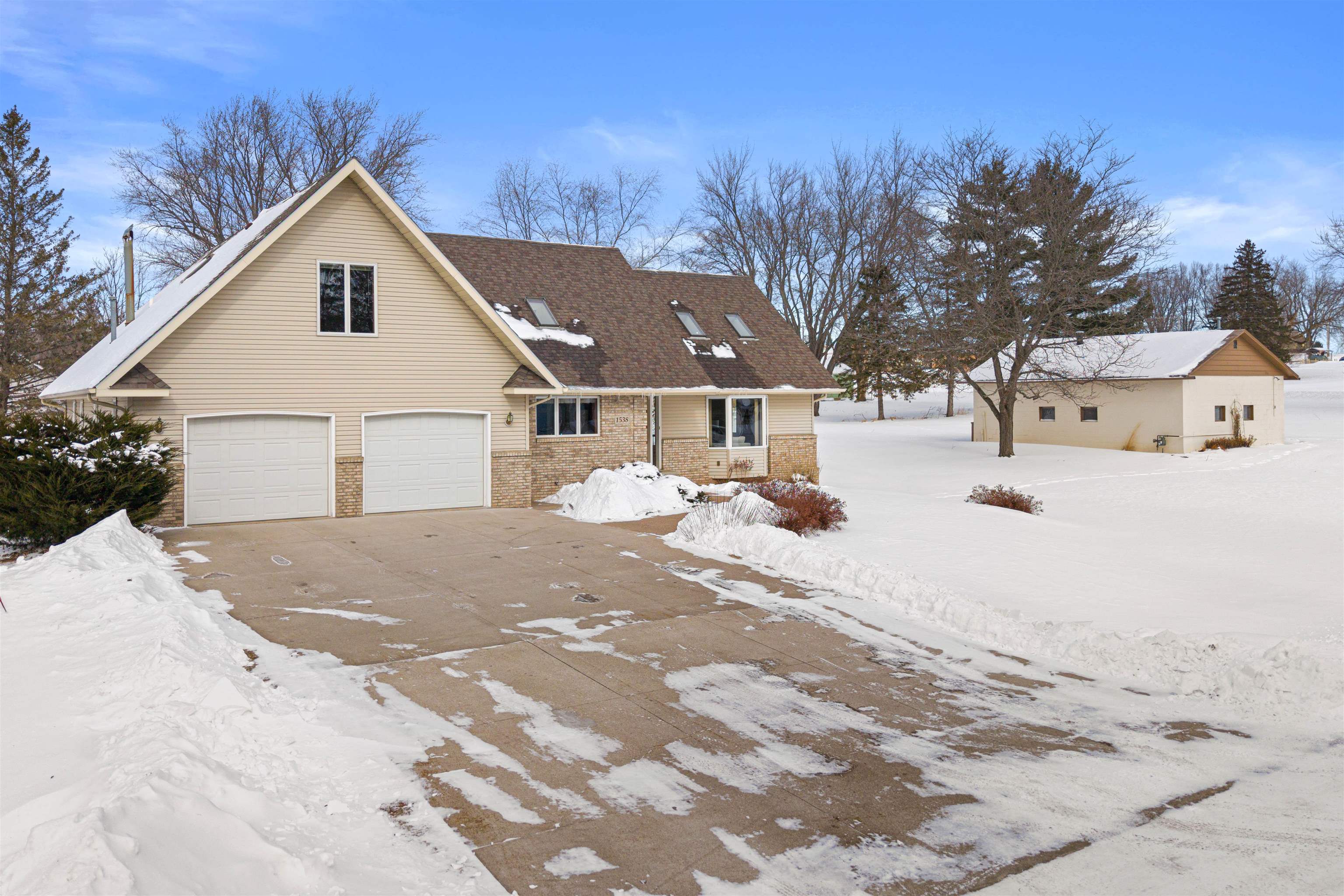 1538 1ST STREET SOUTH, Rudolph, Wisconsin 54475, 3 Bedrooms Bedrooms, ,3 BathroomsBathrooms,Residential,For Sale,1538 1ST STREET SOUTH,22500586