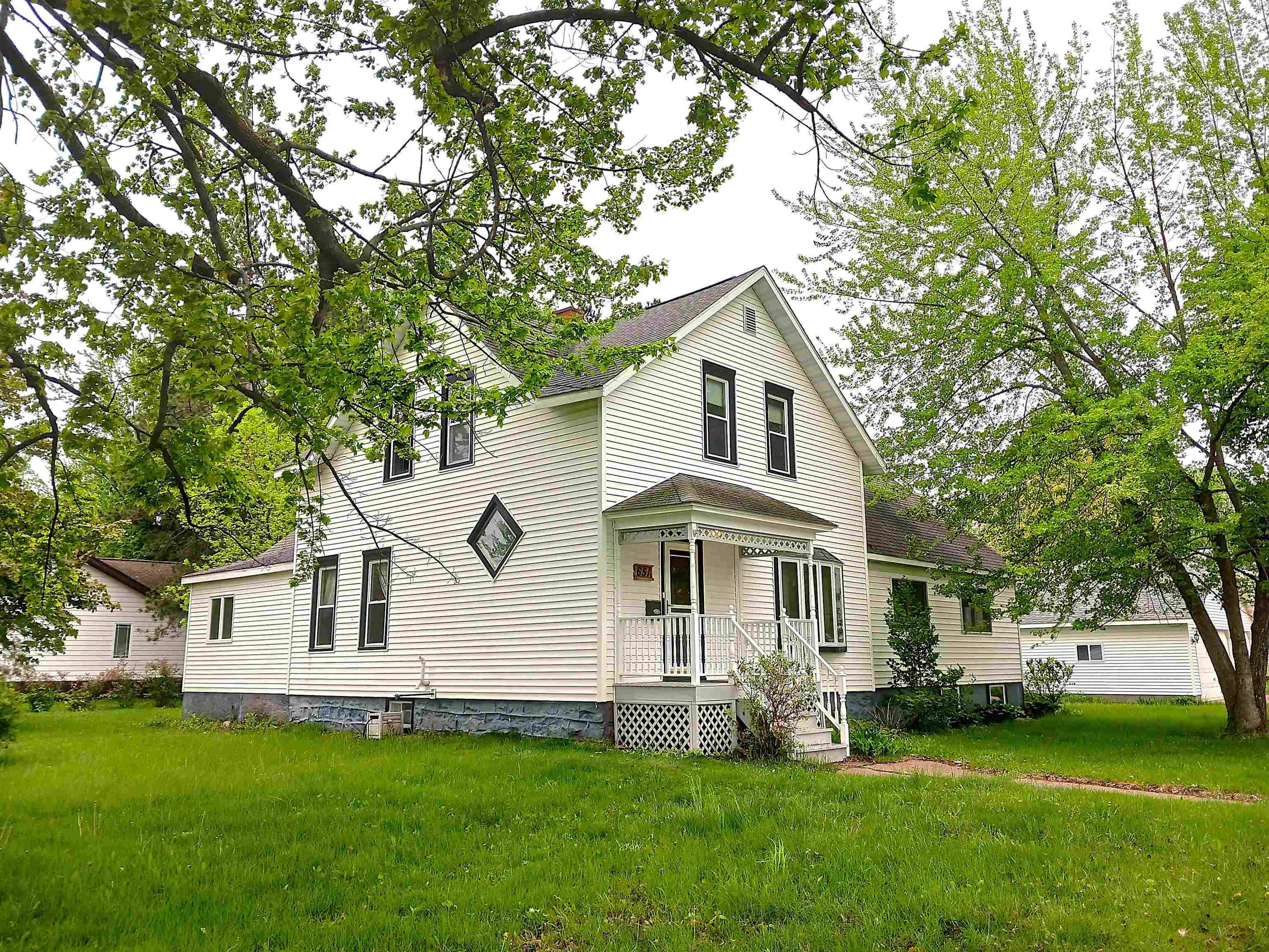 651 WISCONSIN RIVER DRIVE, Port Edwards, Wisconsin 54469, 4 Bedrooms Bedrooms, ,3 BathroomsBathrooms,Residential,For Sale,651 WISCONSIN RIVER DRIVE,22500652
