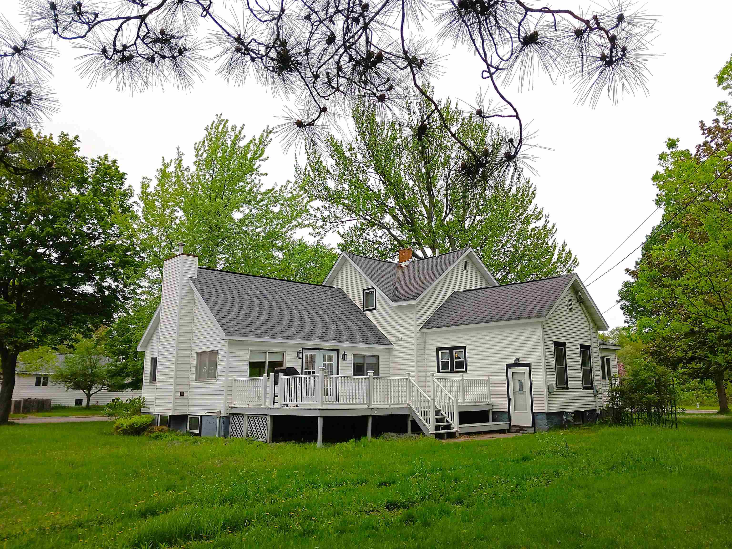 651 WISCONSIN RIVER DRIVE, Port Edwards, Wisconsin 54469, 4 Bedrooms Bedrooms, ,3 BathroomsBathrooms,Residential,For Sale,651 WISCONSIN RIVER DRIVE,22500652