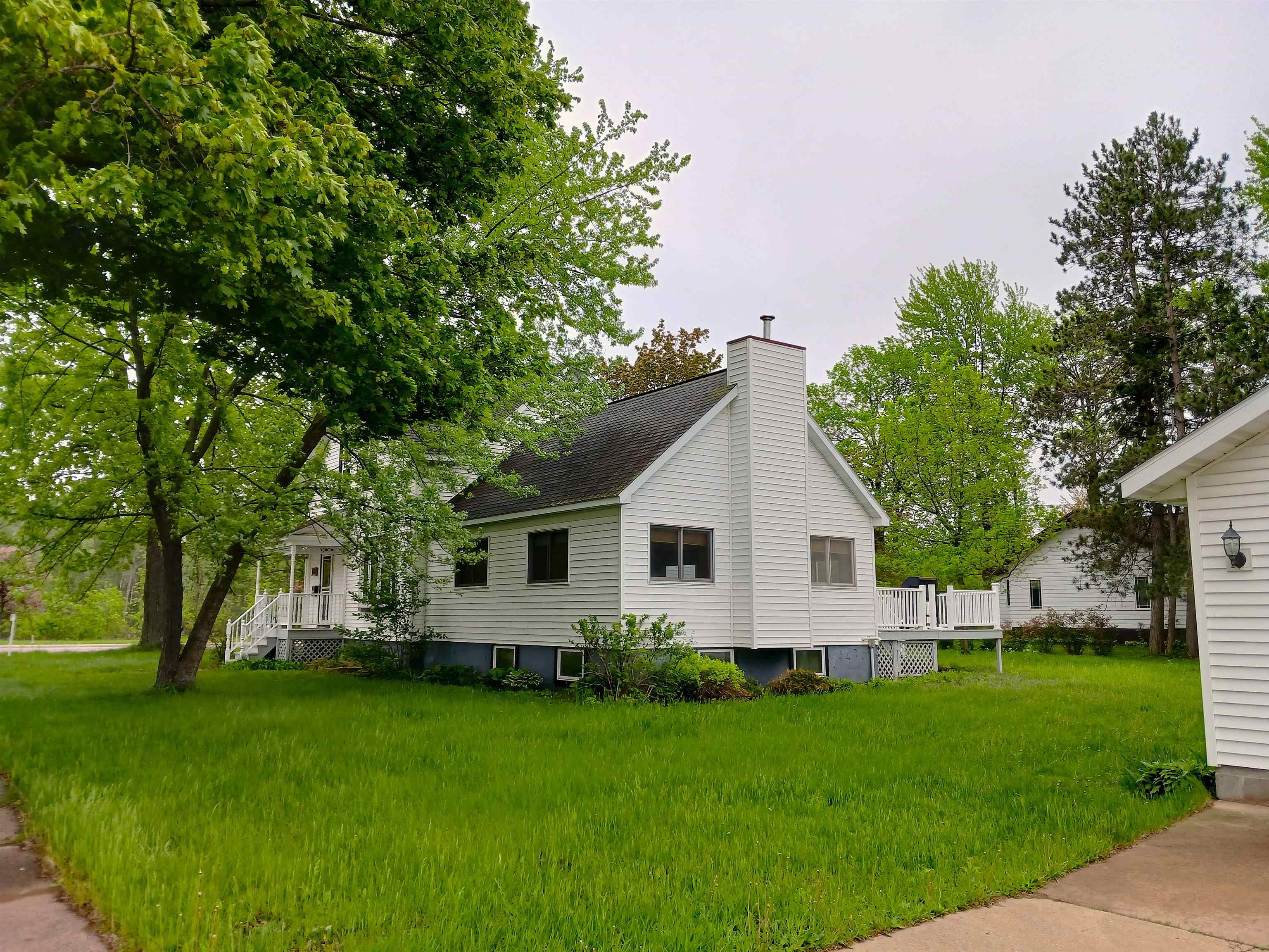 651 WISCONSIN RIVER DRIVE, Port Edwards, Wisconsin 54469, 4 Bedrooms Bedrooms, ,3 BathroomsBathrooms,Residential,For Sale,651 WISCONSIN RIVER DRIVE,22500652