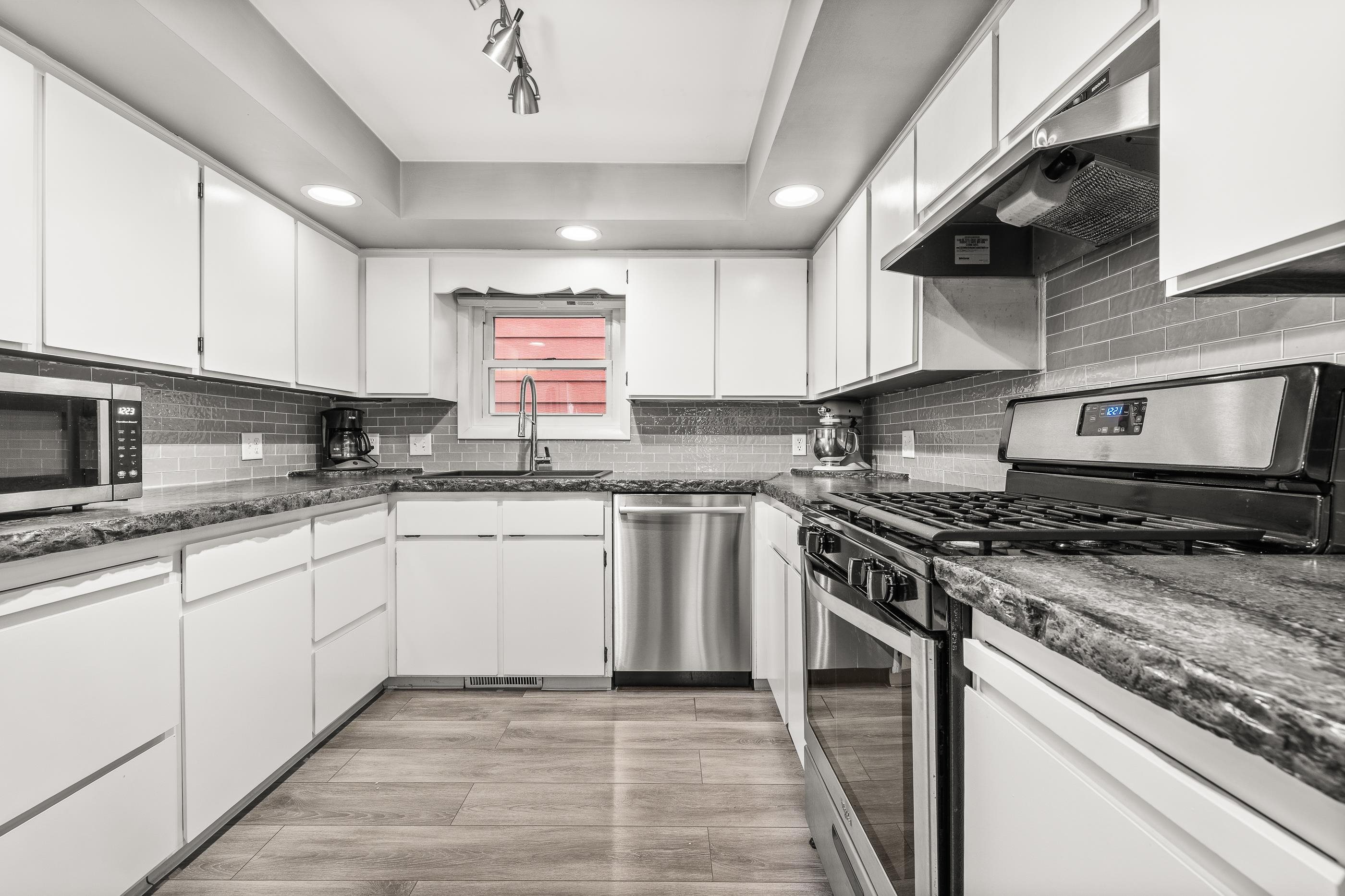 501 Fourth Avenue