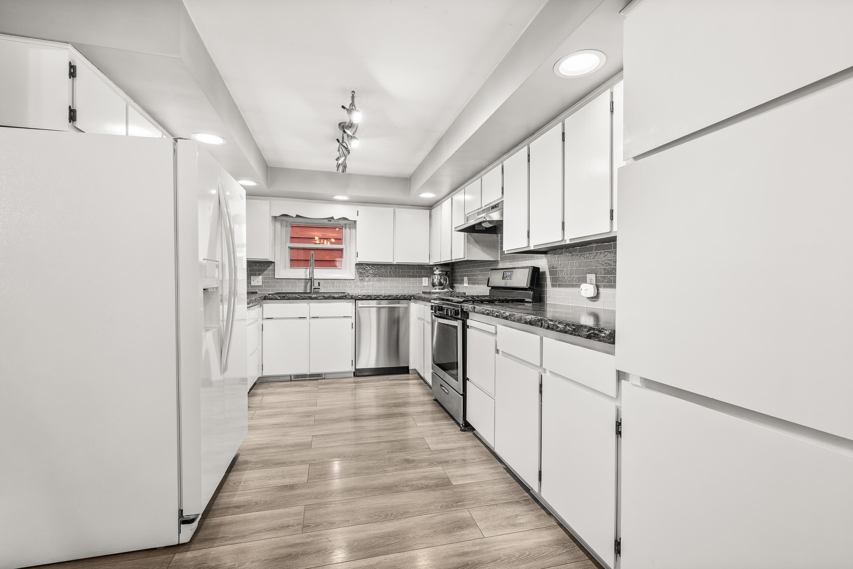 501 Fourth Avenue