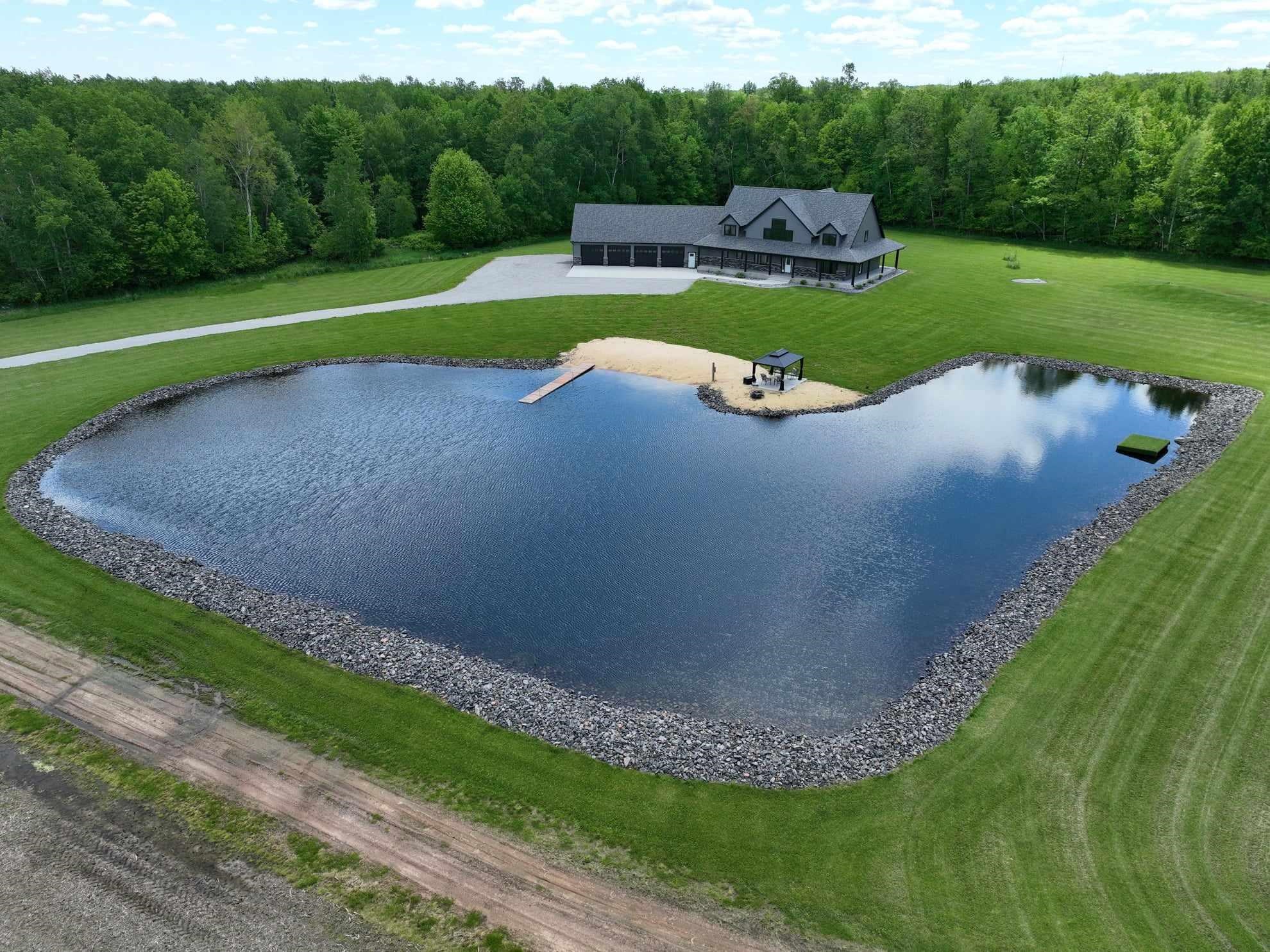 104141 MANN ROAD, Marshfield, Wisconsin 54449, 4 Bedrooms Bedrooms, ,4 BathroomsBathrooms,Residential,For Sale,104141 MANN ROAD,22500665