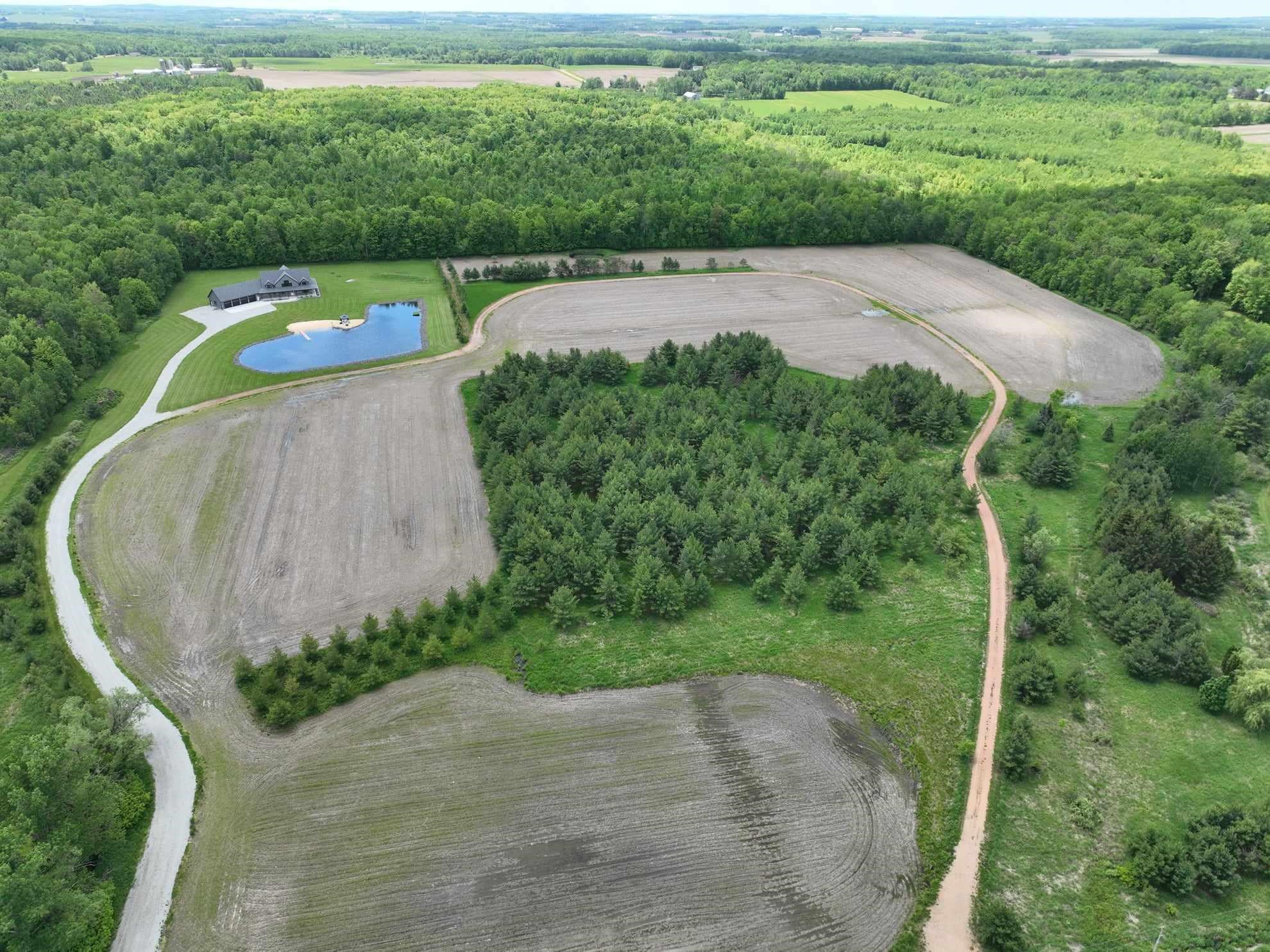 104141 MANN ROAD, Marshfield, Wisconsin 54449, 4 Bedrooms Bedrooms, ,4 BathroomsBathrooms,Residential,For Sale,104141 MANN ROAD,22500665