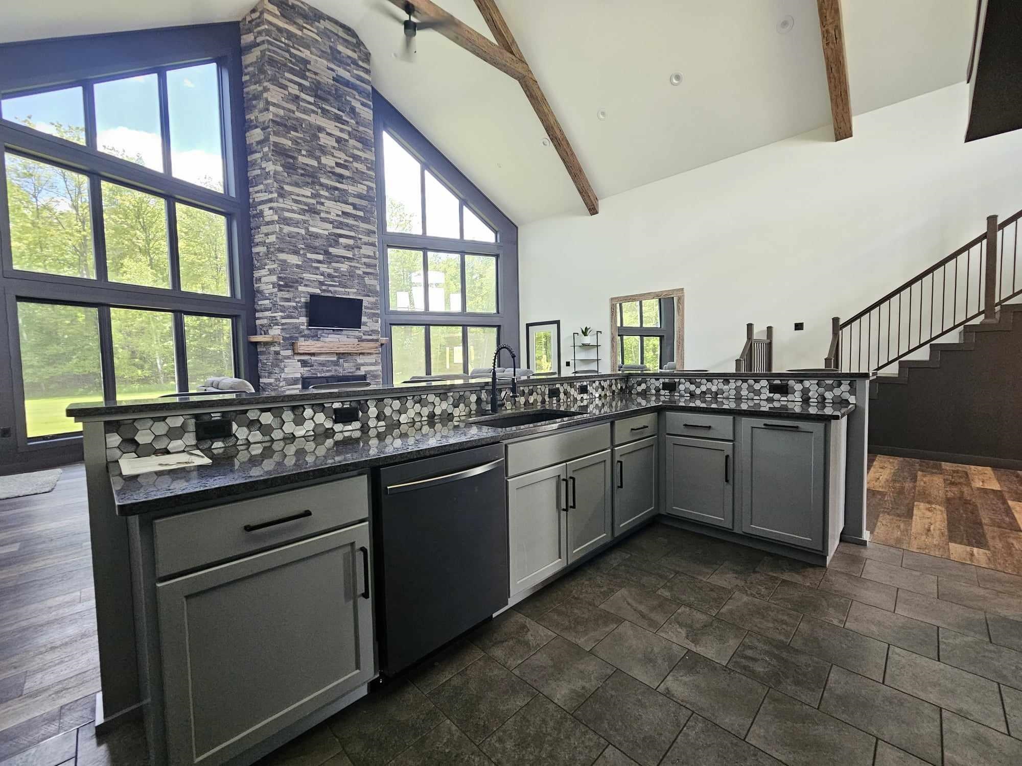 104141 MANN ROAD, Marshfield, Wisconsin 54449, 4 Bedrooms Bedrooms, ,4 BathroomsBathrooms,Residential,For Sale,104141 MANN ROAD,22500665