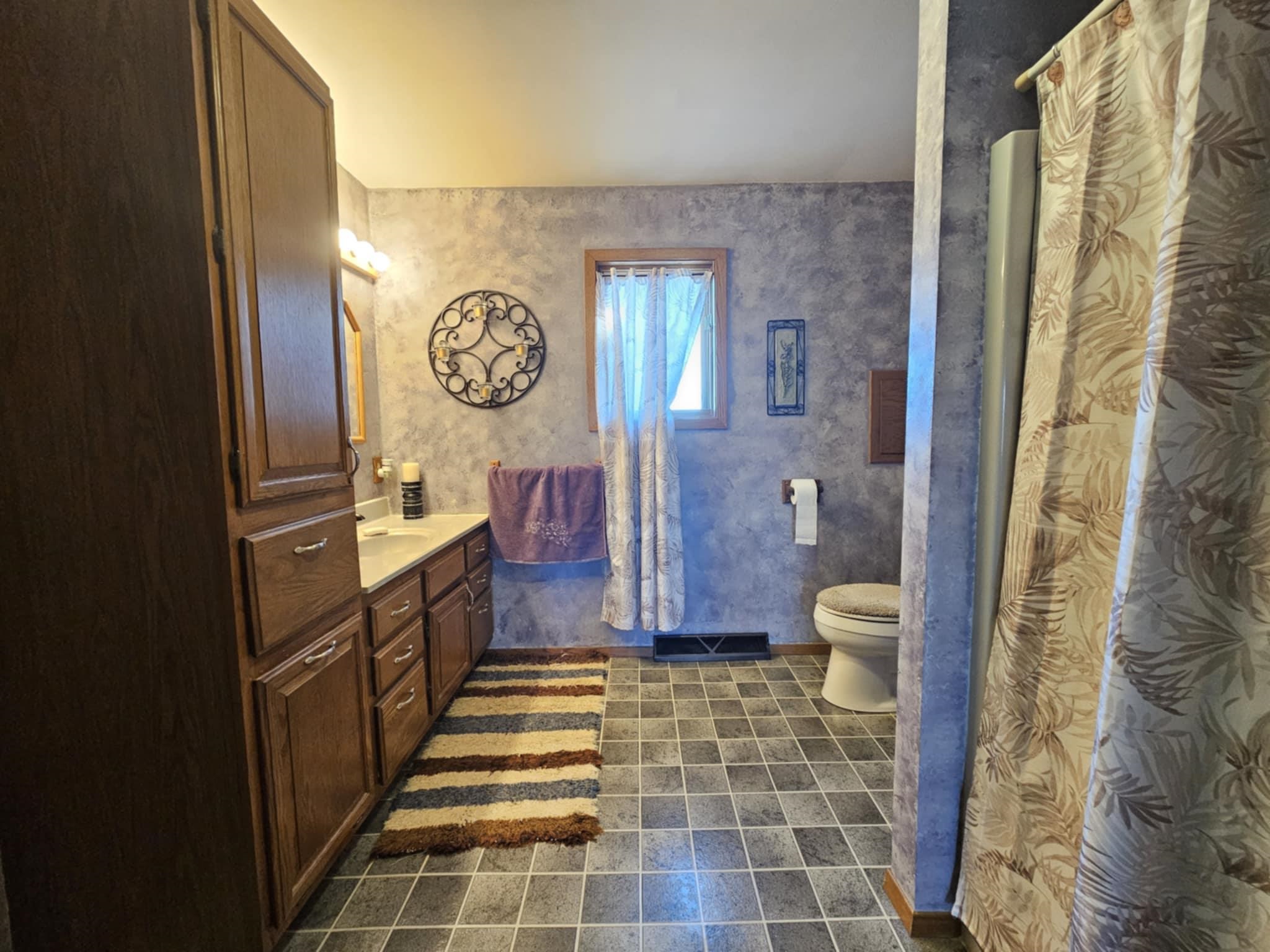 7815 KLONDIKE DRIVE, Marshfield, Wisconsin 54449, 3 Bedrooms Bedrooms, ,2 BathroomsBathrooms,Residential,For Sale,7815 KLONDIKE DRIVE,22500915