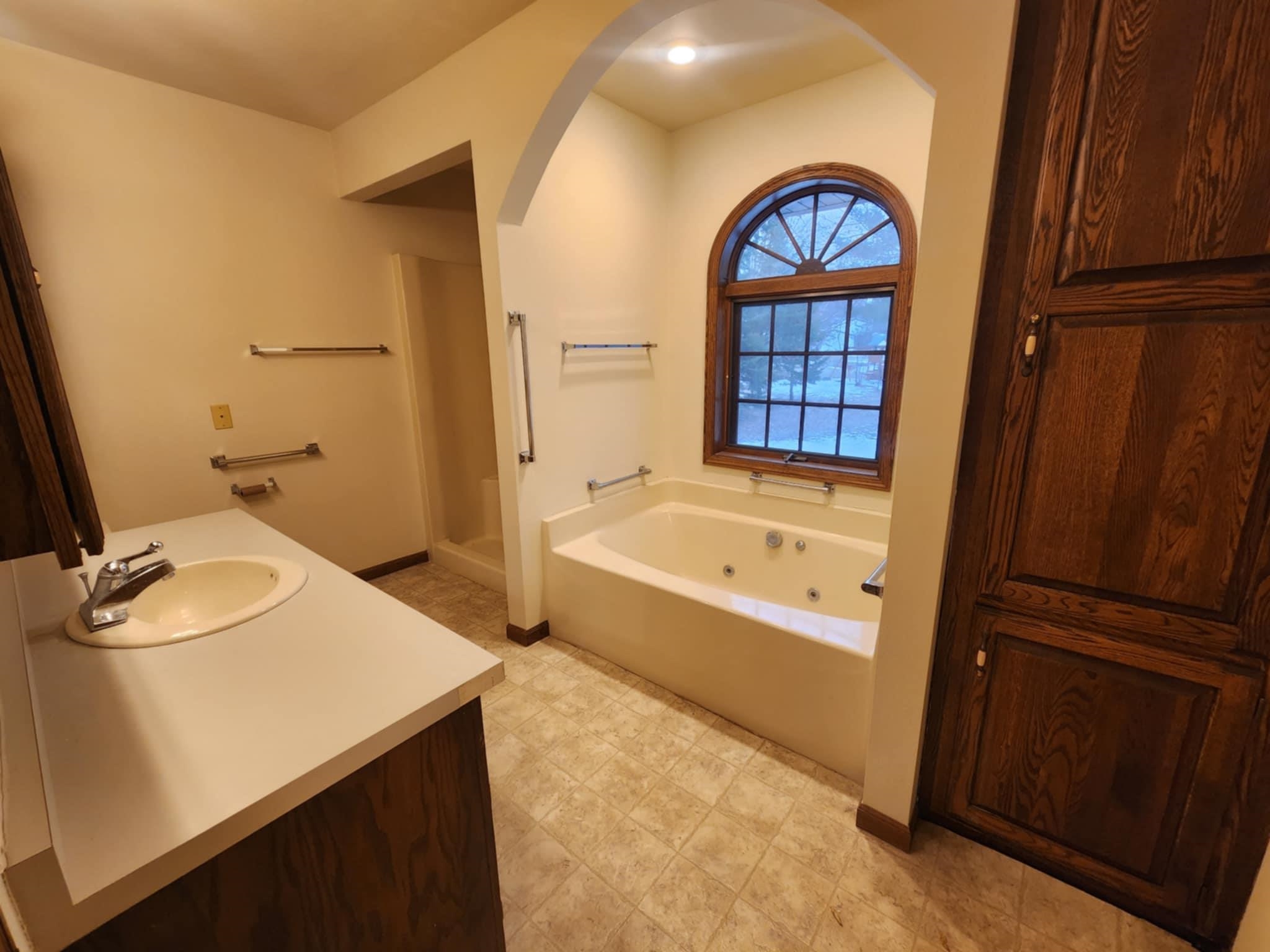 1509 N NORTH HILLS AVENUE, Marshfield, Wisconsin 54449, 4 Bedrooms Bedrooms, ,2 BathroomsBathrooms,Residential,For Sale,1509 N NORTH HILLS AVENUE,22501035