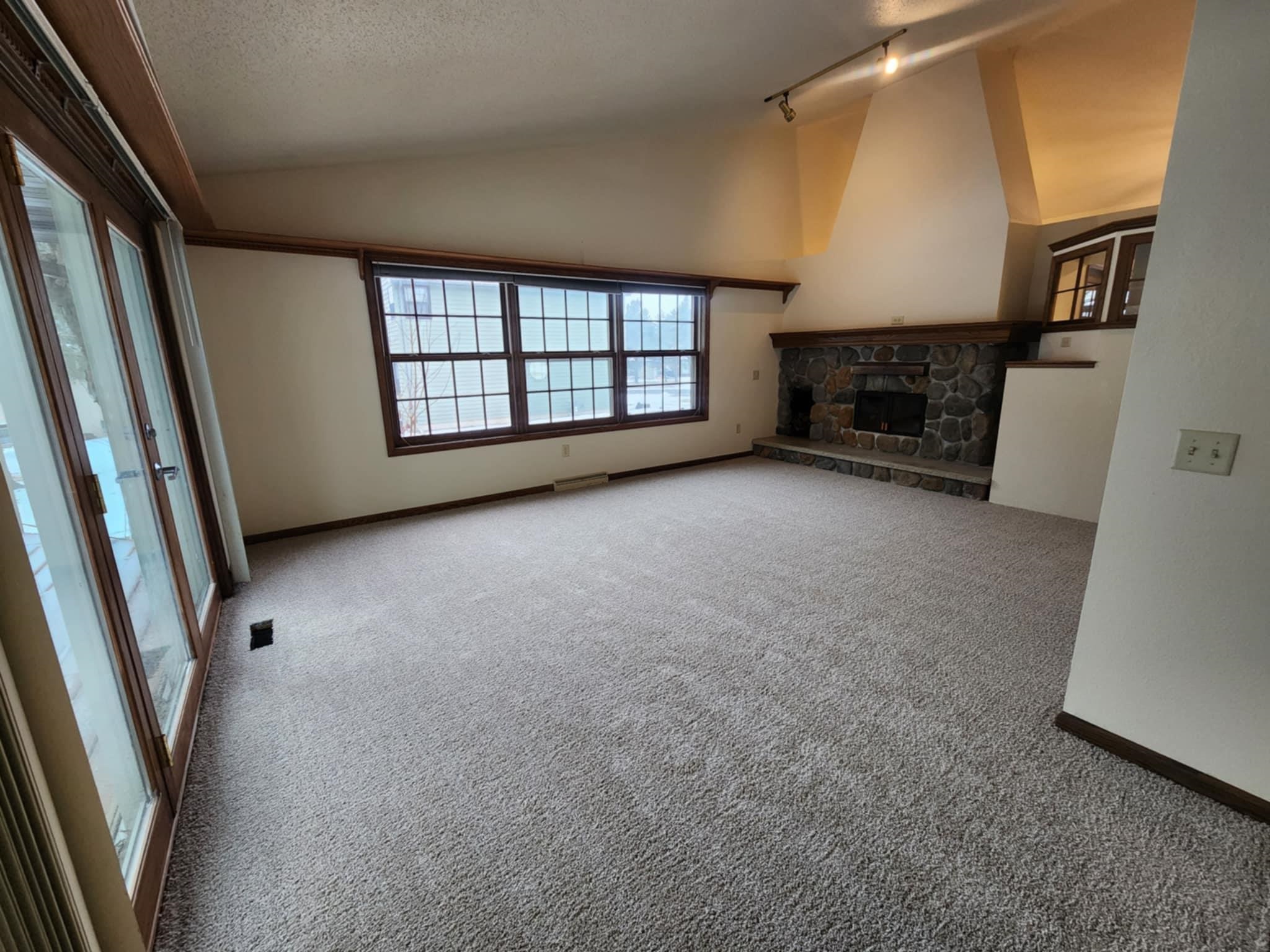 1509 N NORTH HILLS AVENUE, Marshfield, Wisconsin 54449, 4 Bedrooms Bedrooms, ,2 BathroomsBathrooms,Residential,For Sale,1509 N NORTH HILLS AVENUE,22501035