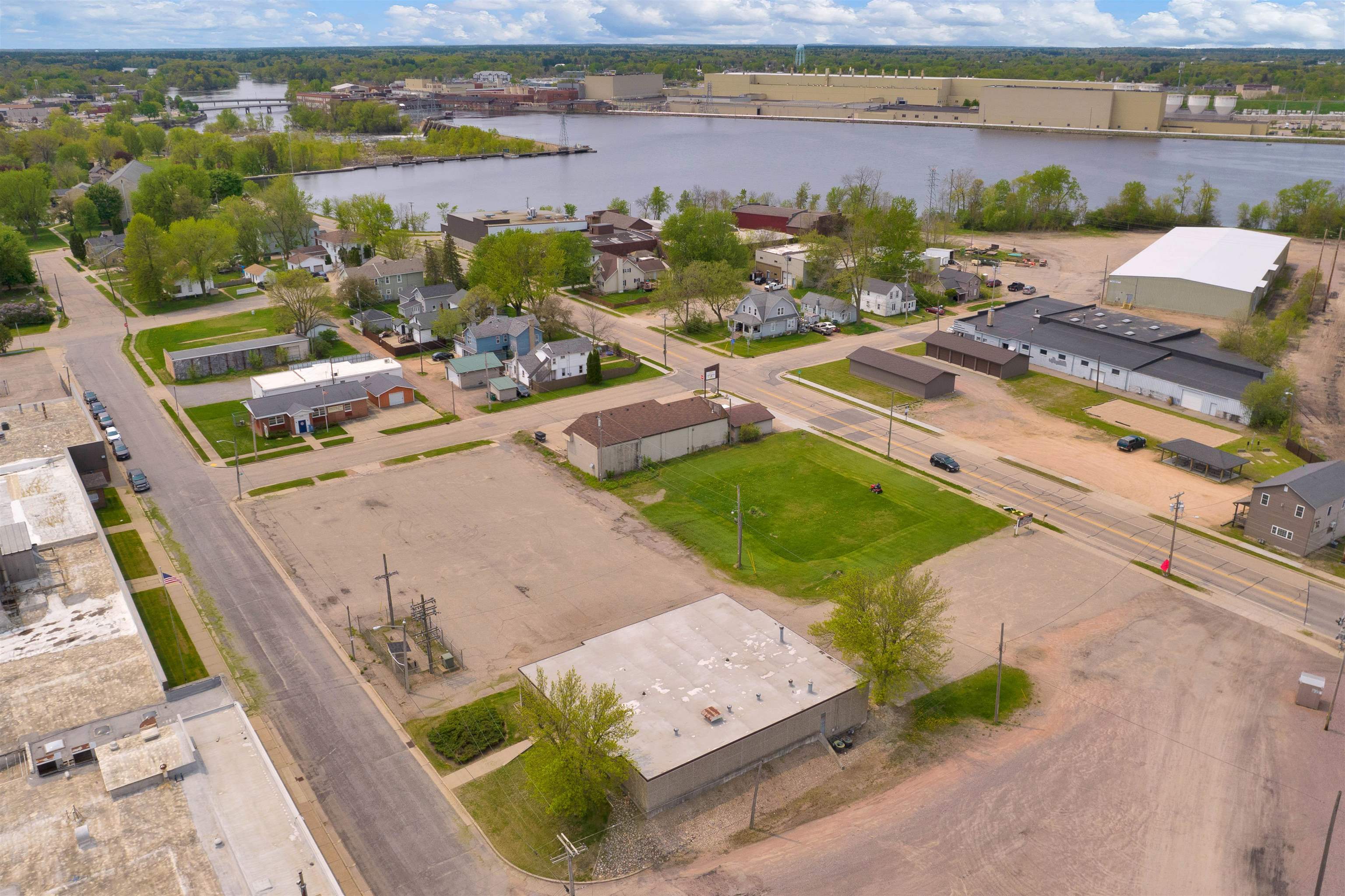 1431 2ND STREET NORTH, Wisconsin Rapids, Wisconsin 54494, ,Commercial/industrial,For Rent,1431 2ND STREET NORTH,22501048