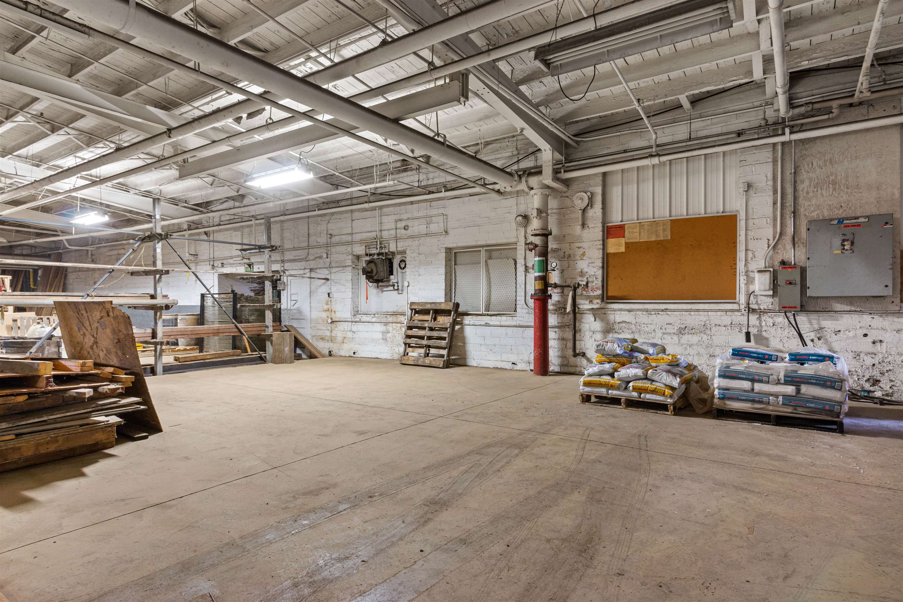 1430 2ND STREET NORTH, Wisconsin Rapids, Wisconsin 54494, ,Commercial/industrial,For Rent,1430 2ND STREET NORTH,22501050