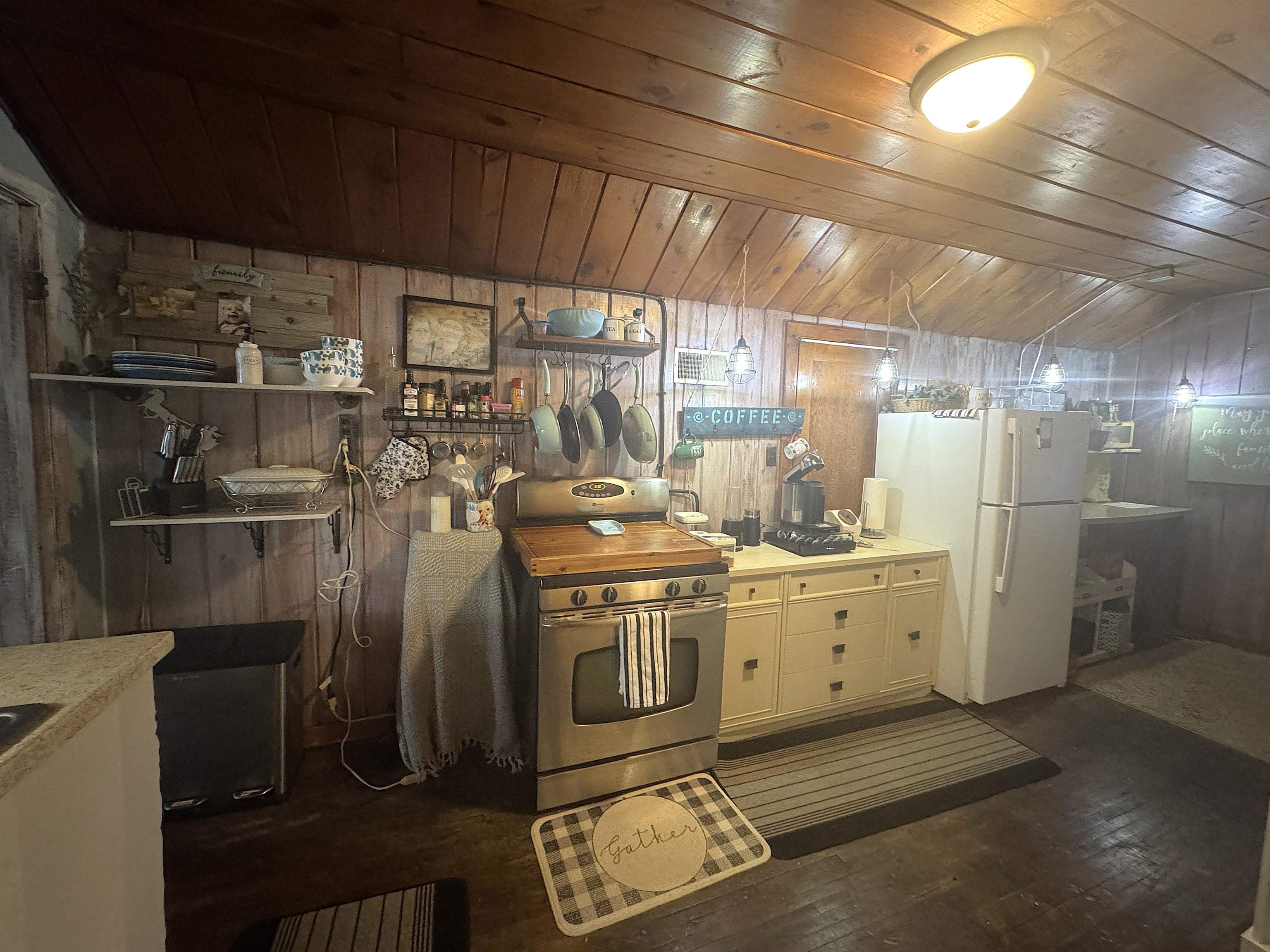 1315 FORREST AVENUE, Antigo, Wisconsin 54409, ,Commercial/industrial,For Sale,1315 FORREST AVENUE,22501085