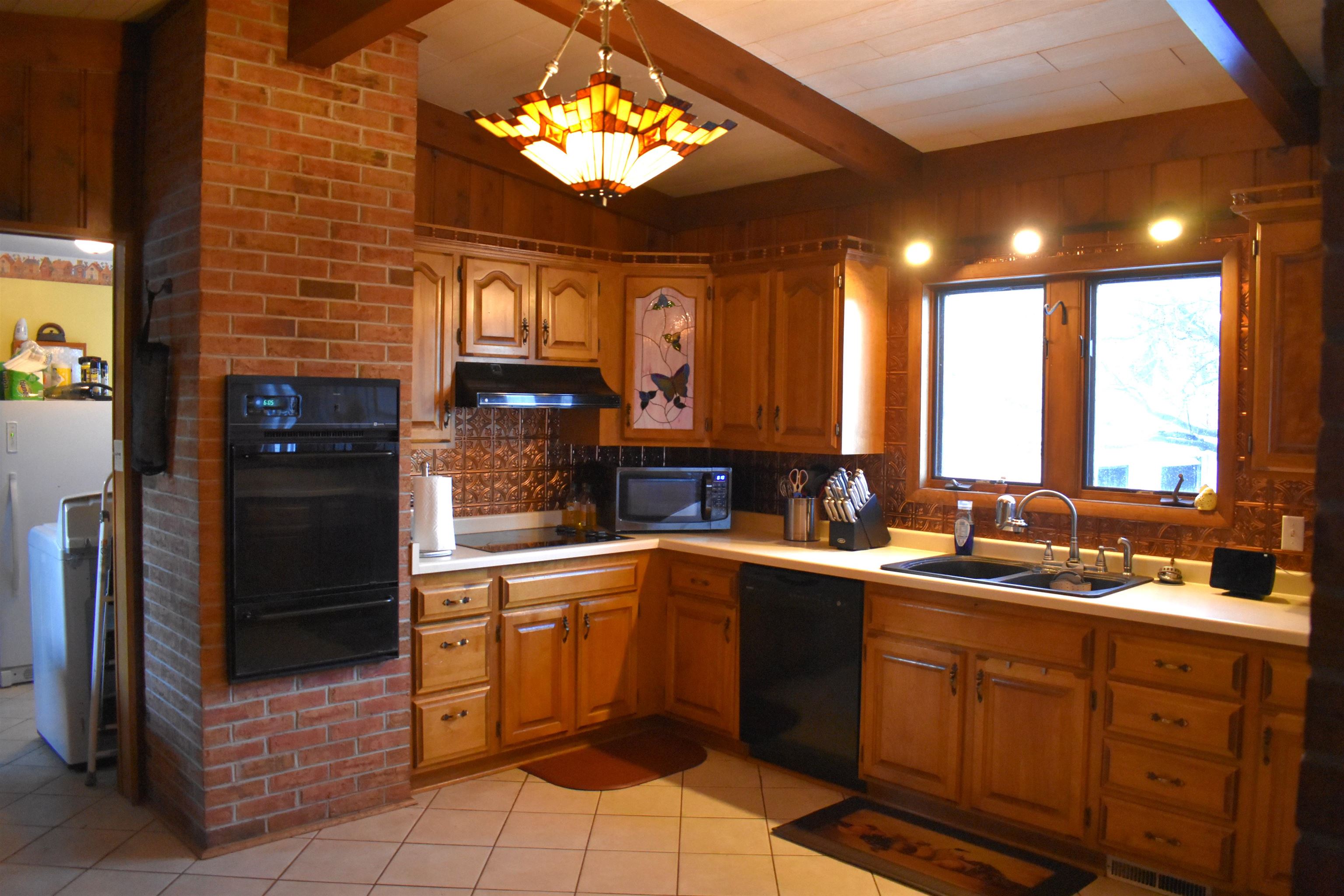 1002 E 4TH STREET, Merrill, Wisconsin 54452, 3 Bedrooms Bedrooms, ,2 BathroomsBathrooms,Residential,For Sale,1002 E 4TH STREET,22501121