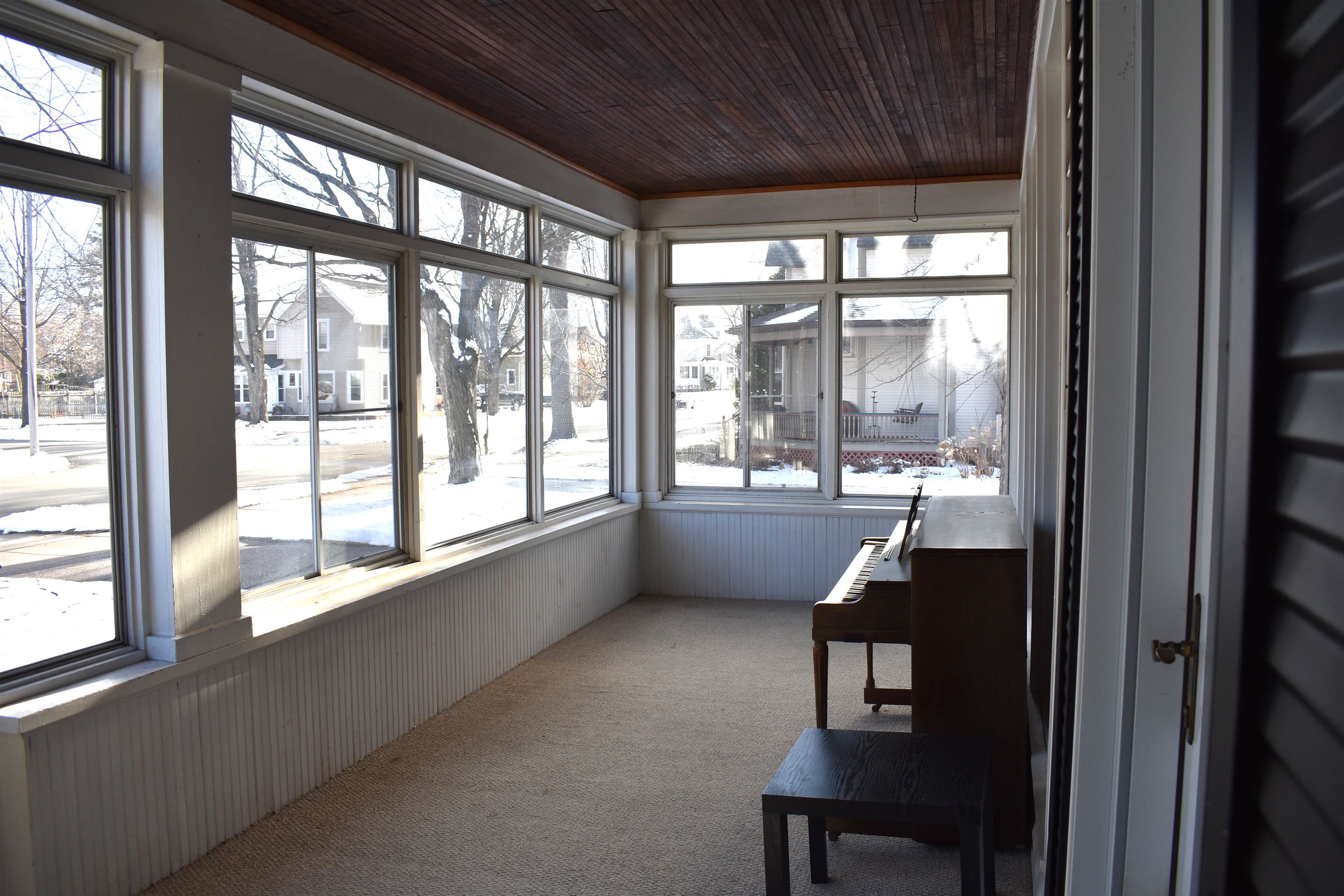 1002 E 4TH STREET, Merrill, Wisconsin 54452, 3 Bedrooms Bedrooms, ,2 BathroomsBathrooms,Residential,For Sale,1002 E 4TH STREET,22501121
