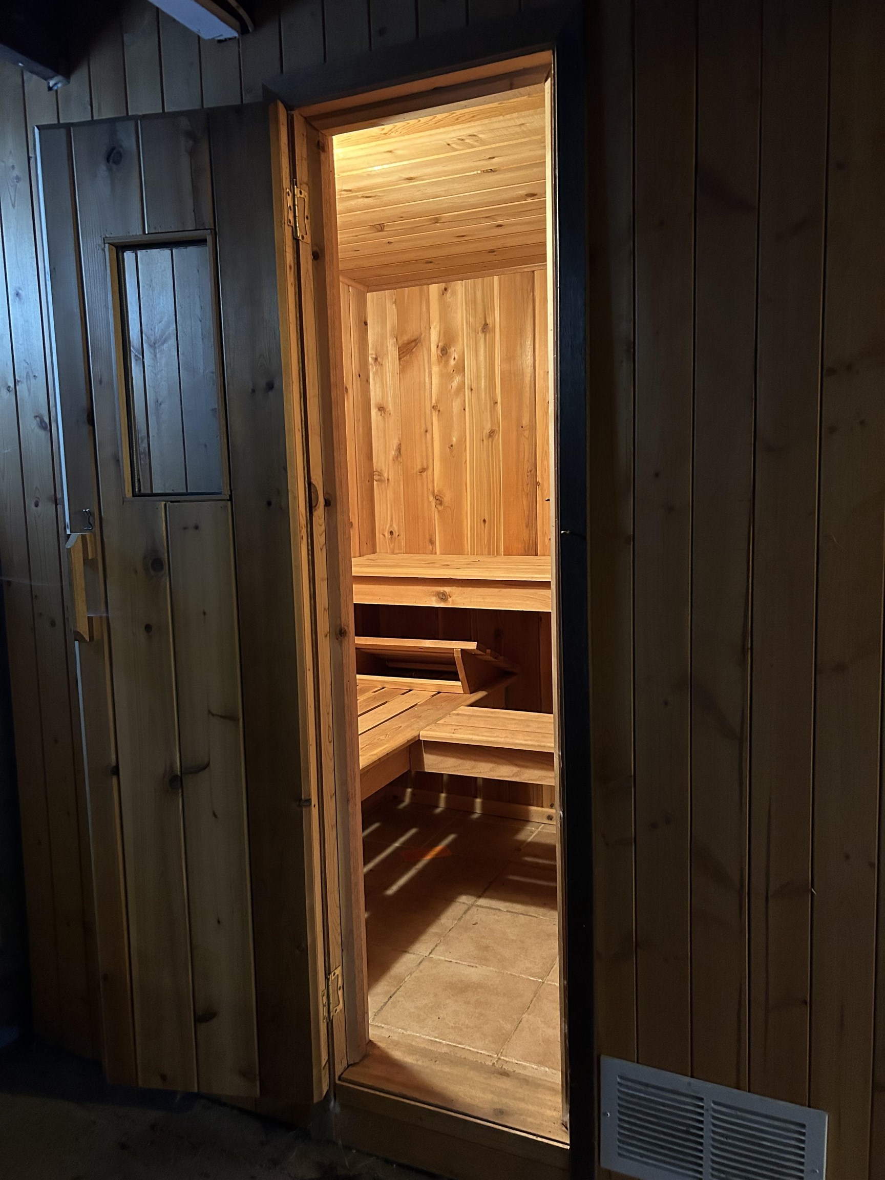 1002 E 4TH STREET, Merrill, Wisconsin 54452, 3 Bedrooms Bedrooms, ,2 BathroomsBathrooms,Residential,For Sale,1002 E 4TH STREET,22501121