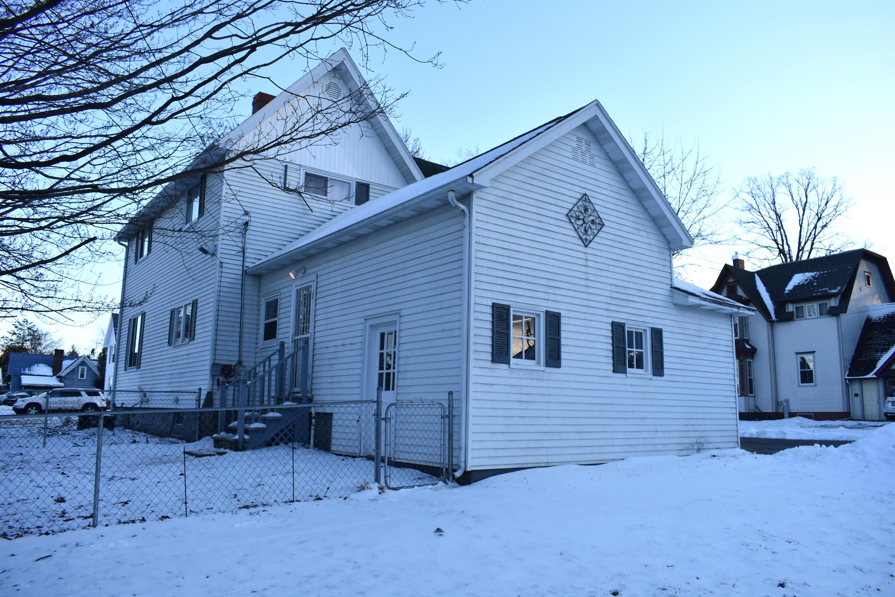 1002 E 4TH STREET, Merrill, Wisconsin 54452, 3 Bedrooms Bedrooms, ,2 BathroomsBathrooms,Residential,For Sale,1002 E 4TH STREET,22501121