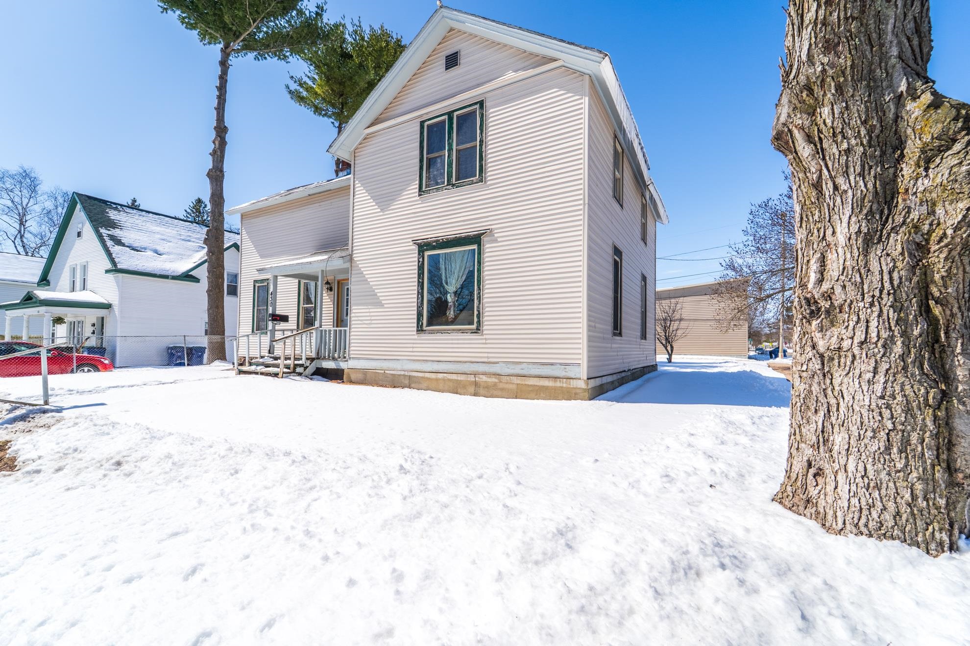 430 N 2ND AVENUE, Wausau, Wisconsin 54401, 4 Bedrooms Bedrooms, ,2 BathroomsBathrooms,Residential,For Sale,430 N 2ND AVENUE,22501130
