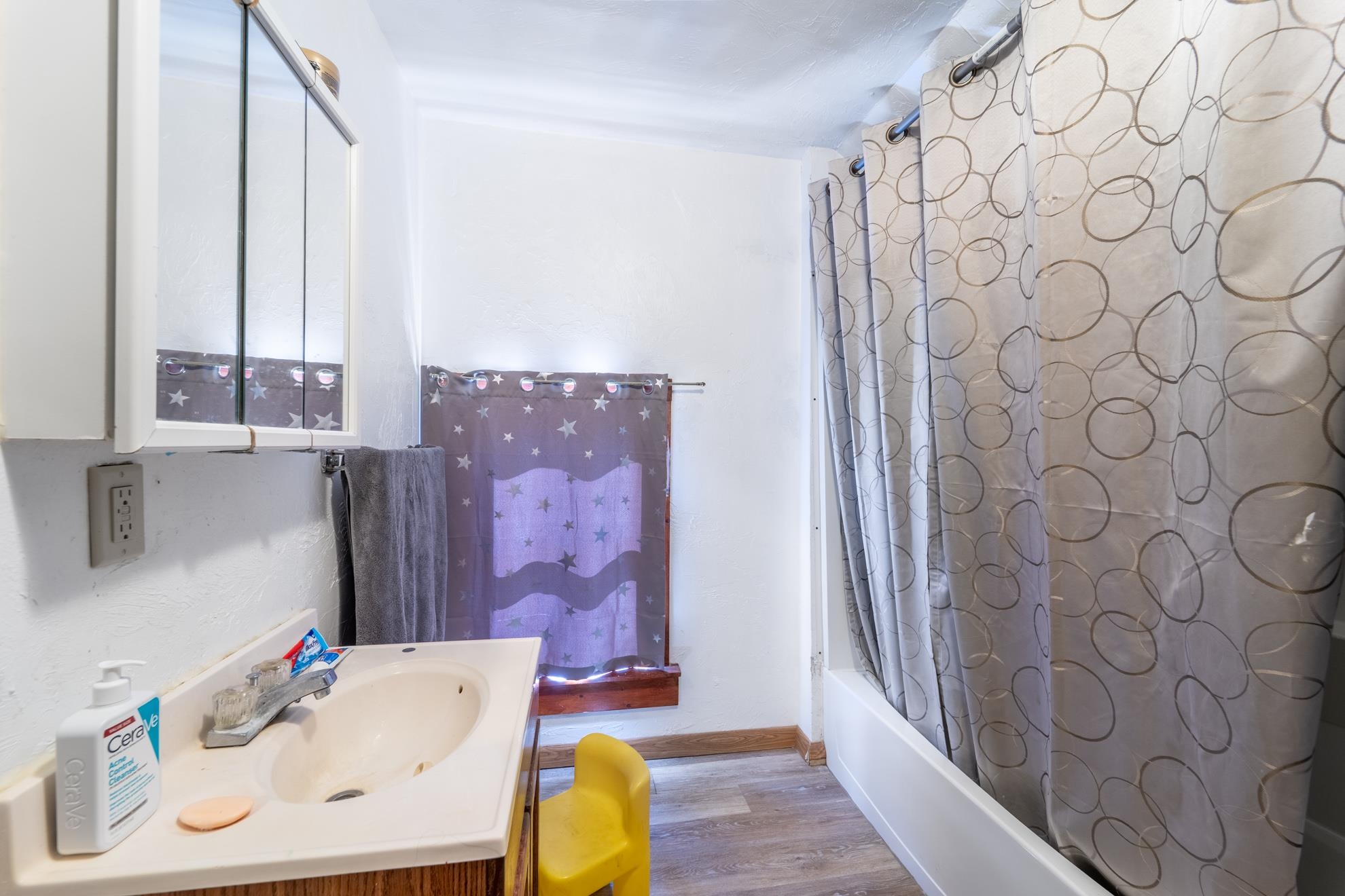 430 N 2ND AVENUE, Wausau, Wisconsin 54401, 2 Bedrooms Bedrooms, ,1 BathroomBathrooms,Multi-family,For Sale,430 N 2ND AVENUE,22501131