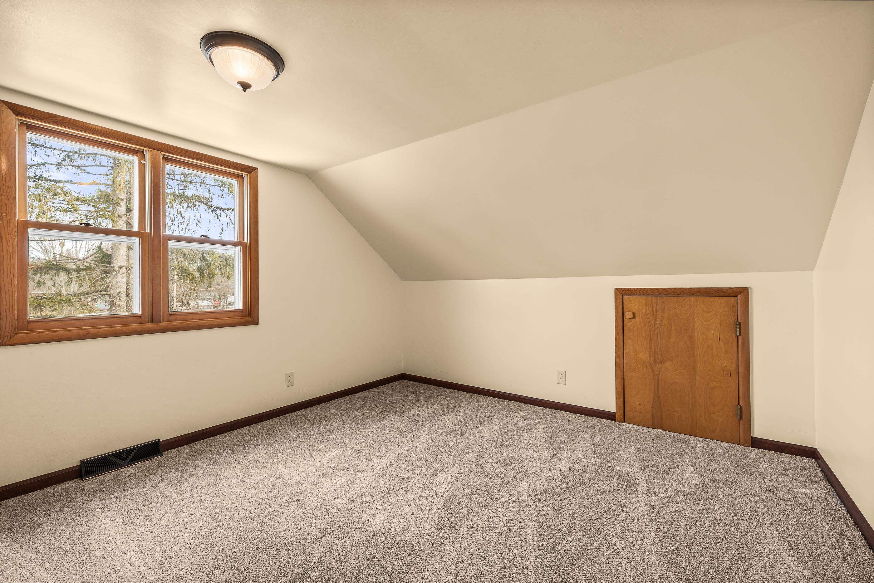 6971 HILLCREST AVENUE, Rudolph, Wisconsin 54475, 3 Bedrooms Bedrooms, ,2 BathroomsBathrooms,Residential,For Sale,6971 HILLCREST AVENUE,22501140