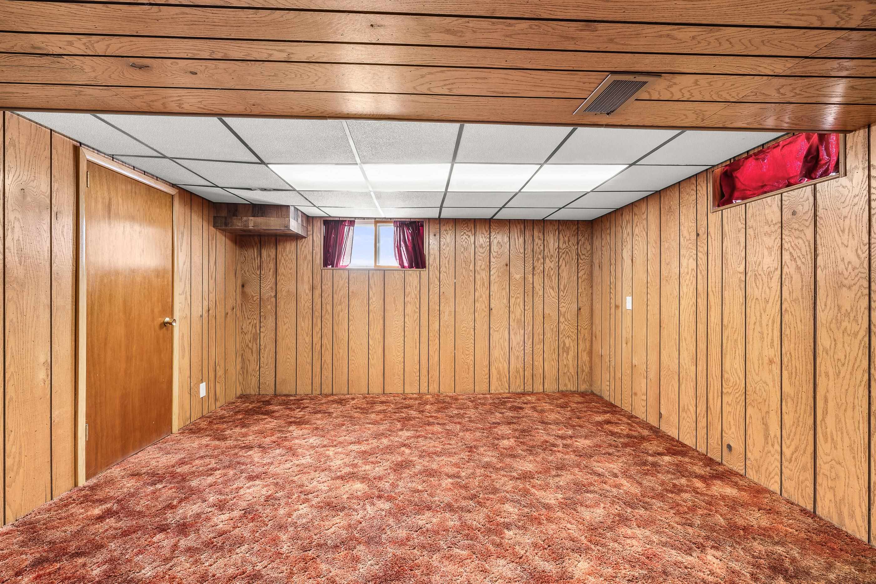 6971 HILLCREST AVENUE, Rudolph, Wisconsin 54475, 3 Bedrooms Bedrooms, ,2 BathroomsBathrooms,Residential,For Sale,6971 HILLCREST AVENUE,22501140