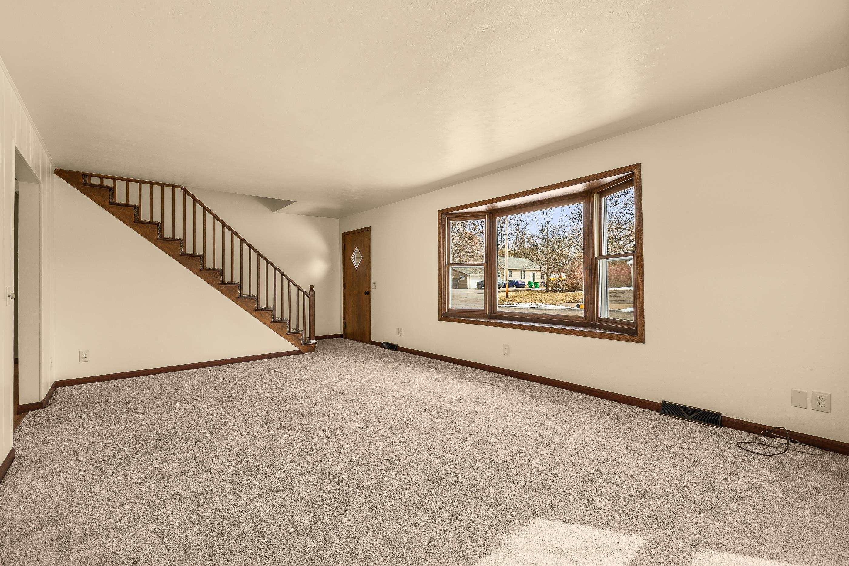 6971 HILLCREST AVENUE, Rudolph, Wisconsin 54475, 3 Bedrooms Bedrooms, ,2 BathroomsBathrooms,Residential,For Sale,6971 HILLCREST AVENUE,22501140