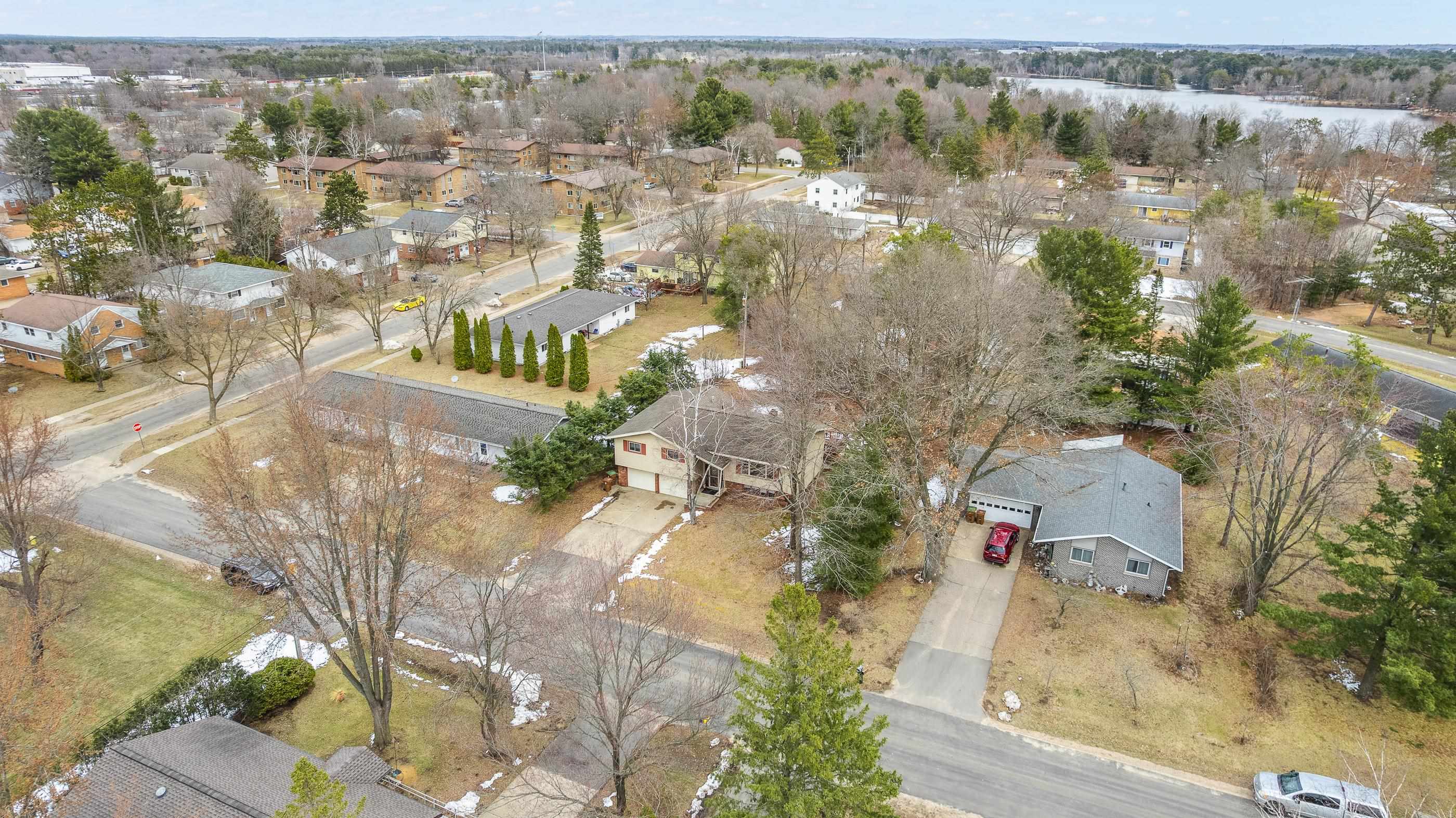 2911 SOO MARIE AVENUE, Stevens Point, Wisconsin 54481, 3 Bedrooms Bedrooms, ,2 BathroomsBathrooms,Residential,For Sale,2911 SOO MARIE AVENUE,22501143