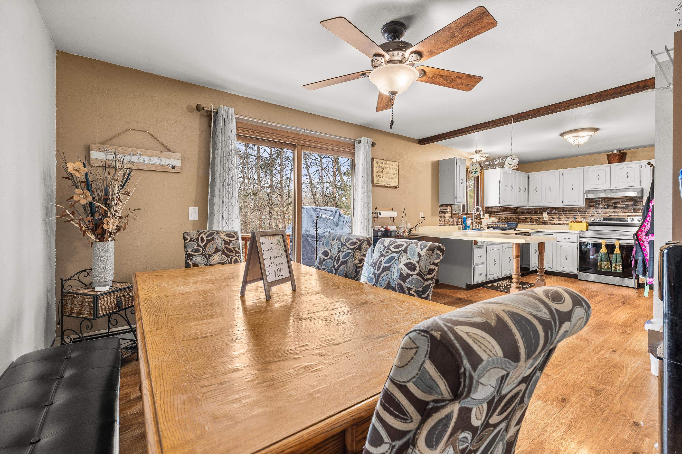 2911 SOO MARIE AVENUE, Stevens Point, Wisconsin 54481, 3 Bedrooms Bedrooms, ,2 BathroomsBathrooms,Residential,For Sale,2911 SOO MARIE AVENUE,22501143