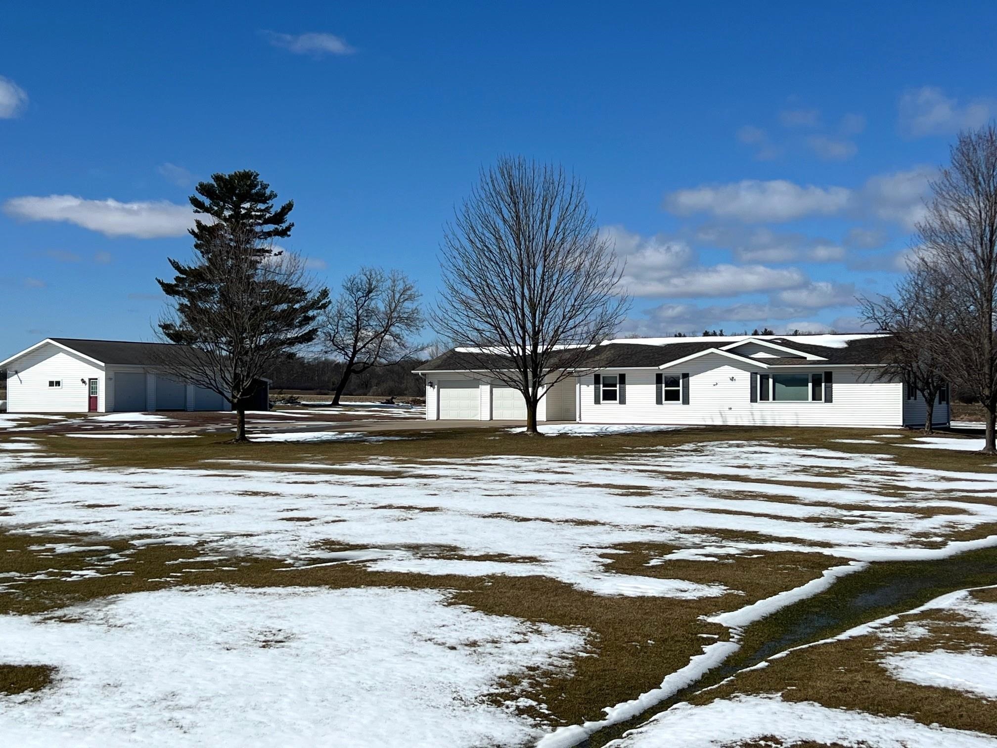 10596 MAC ARTHUR DRIVE, Marshfield, Wisconsin 54449, 3 Bedrooms Bedrooms, ,2 BathroomsBathrooms,Residential,For Sale,10596 MAC ARTHUR DRIVE,22501171