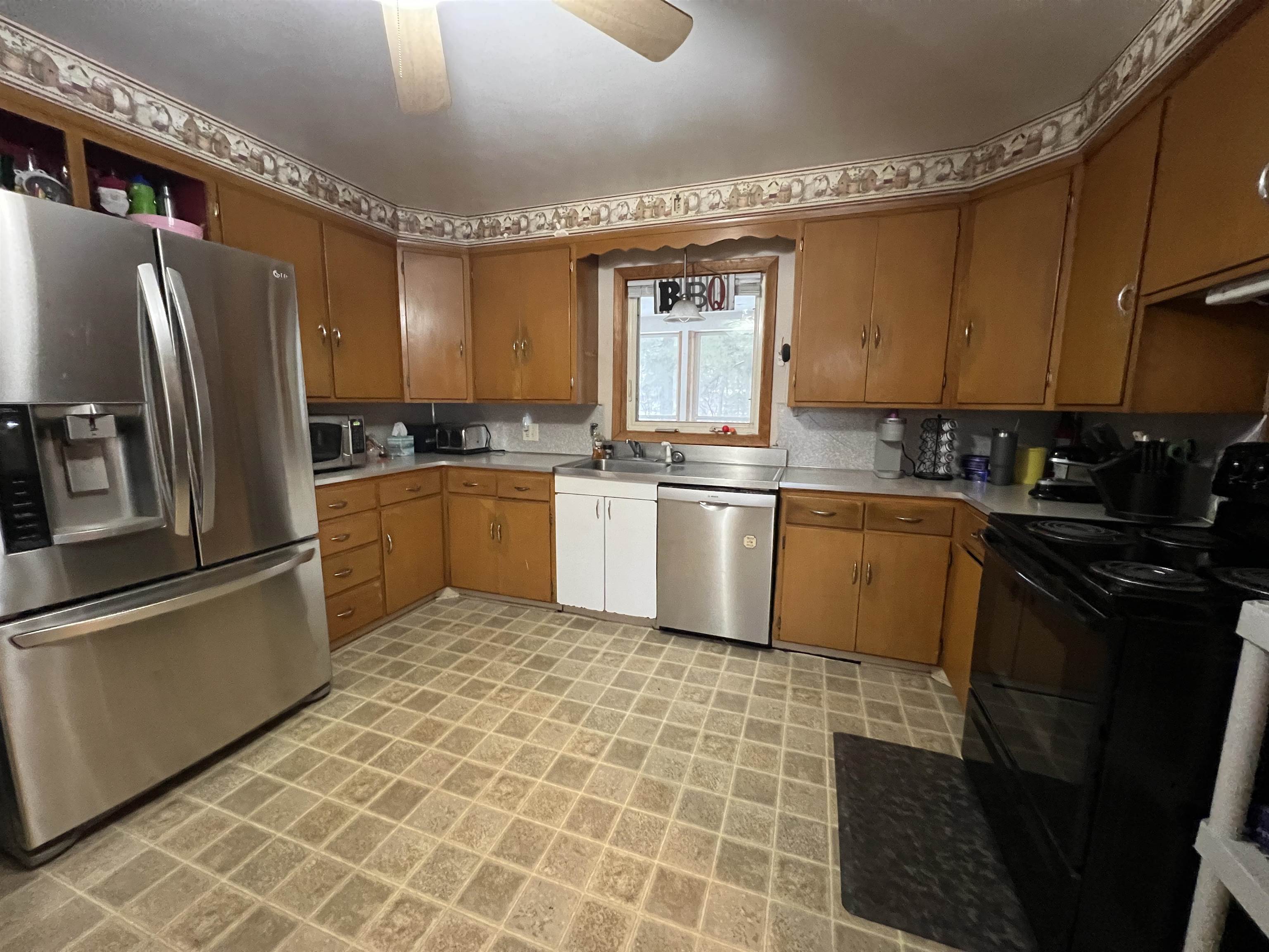 1305 CEDAR STREET, Merrill, Wisconsin 54452, 3 Bedrooms Bedrooms, ,1 BathroomBathrooms,Residential,For Sale,1305 CEDAR STREET,22501178