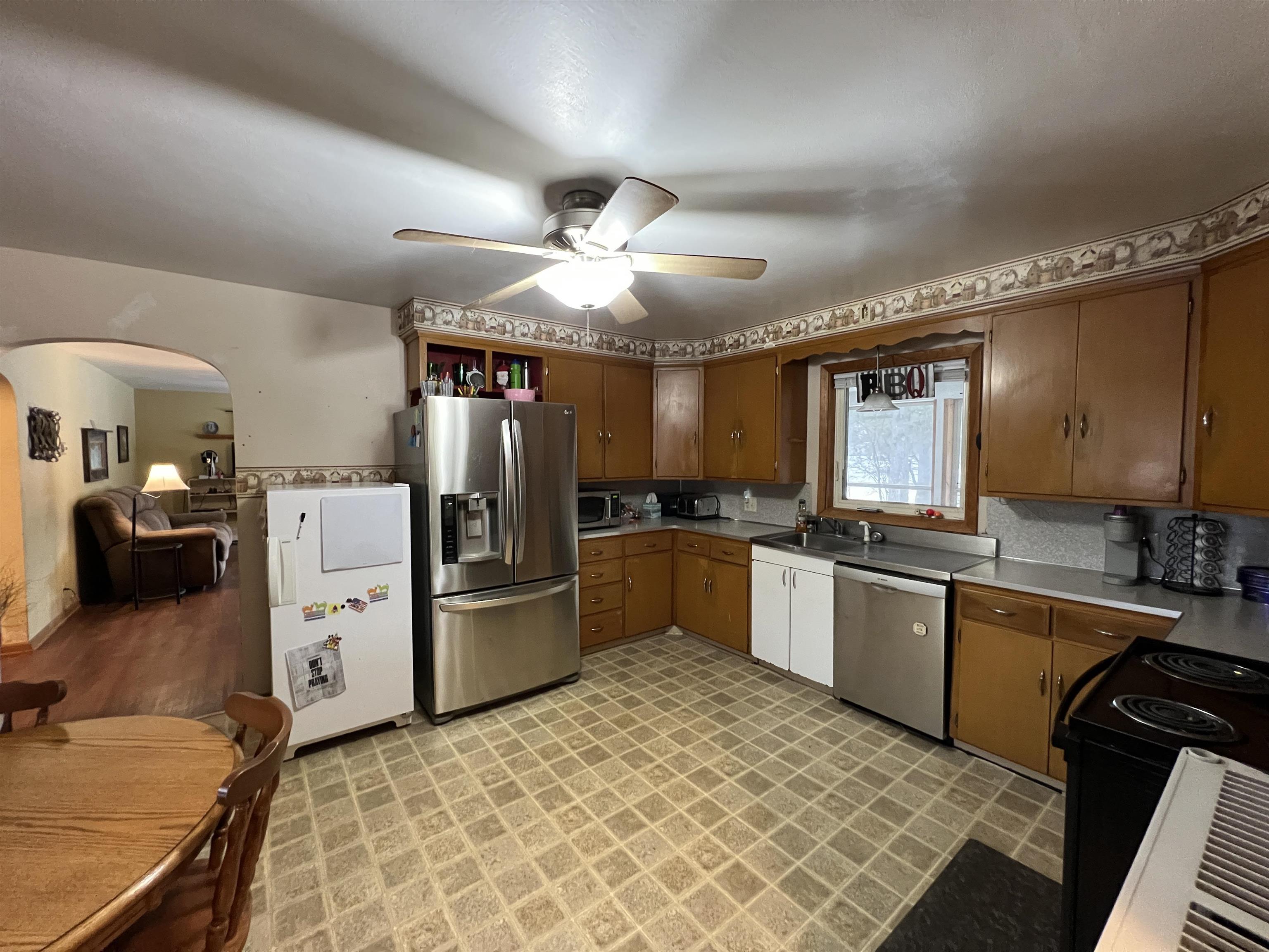 1305 CEDAR STREET, Merrill, Wisconsin 54452, 3 Bedrooms Bedrooms, ,1 BathroomBathrooms,Residential,For Sale,1305 CEDAR STREET,22501178