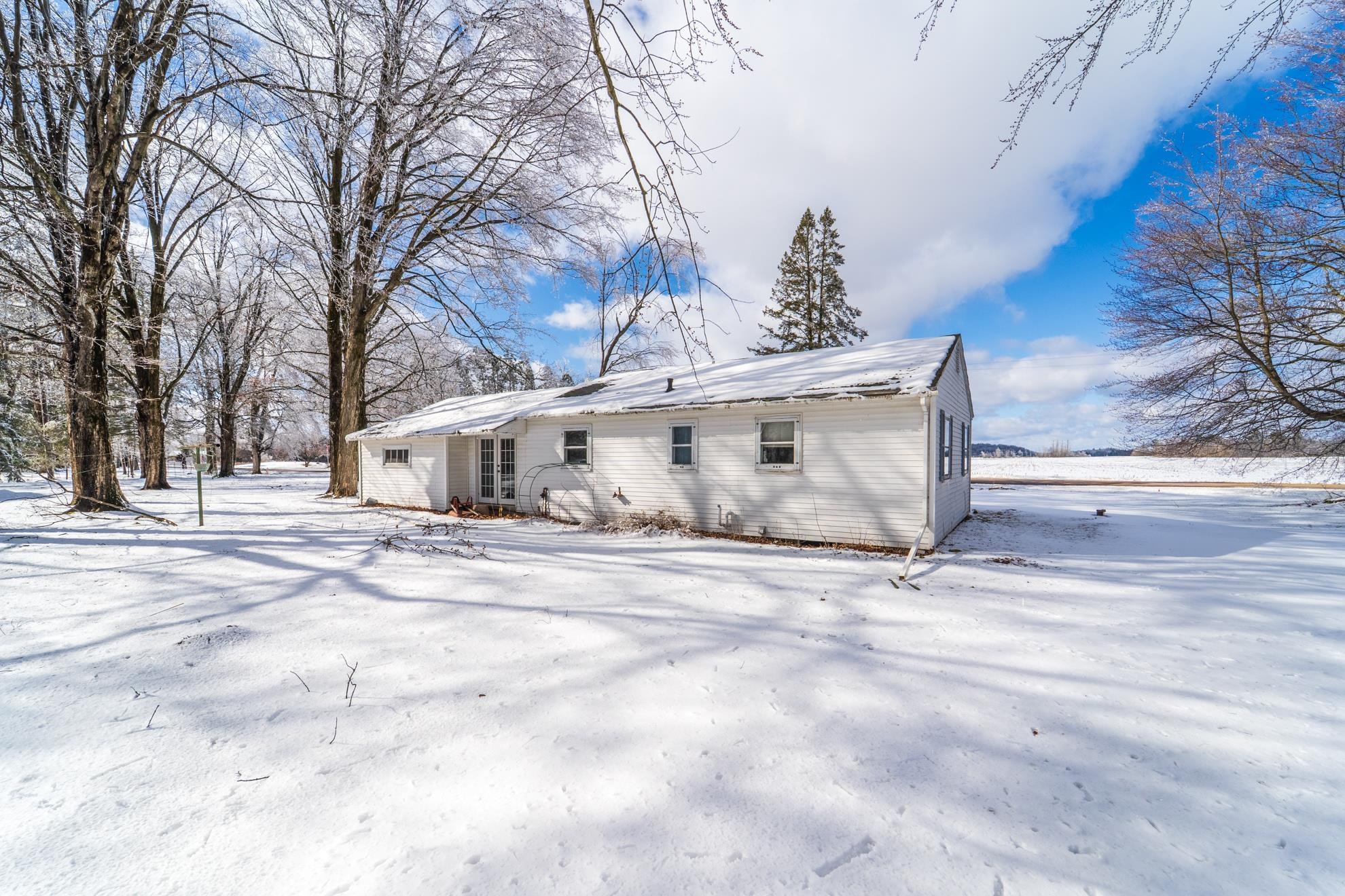 184855 STATE HIGHWAY 153, Wittenberg, Wisconsin 54427, 2 Bedrooms Bedrooms, ,1 BathroomBathrooms,Residential,For Sale,184855 STATE HIGHWAY 153,22501179