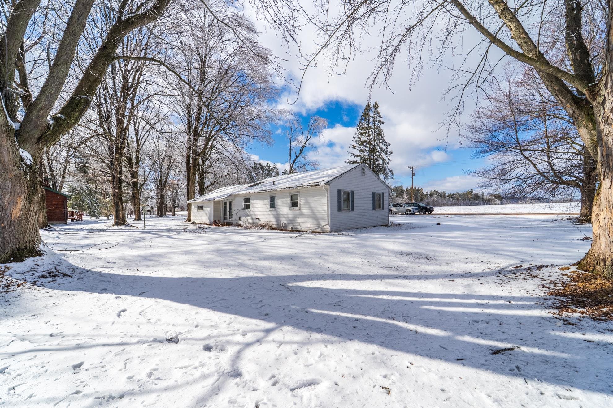 184855 STATE HIGHWAY 153, Wittenberg, Wisconsin 54427, 2 Bedrooms Bedrooms, ,1 BathroomBathrooms,Residential,For Sale,184855 STATE HIGHWAY 153,22501179