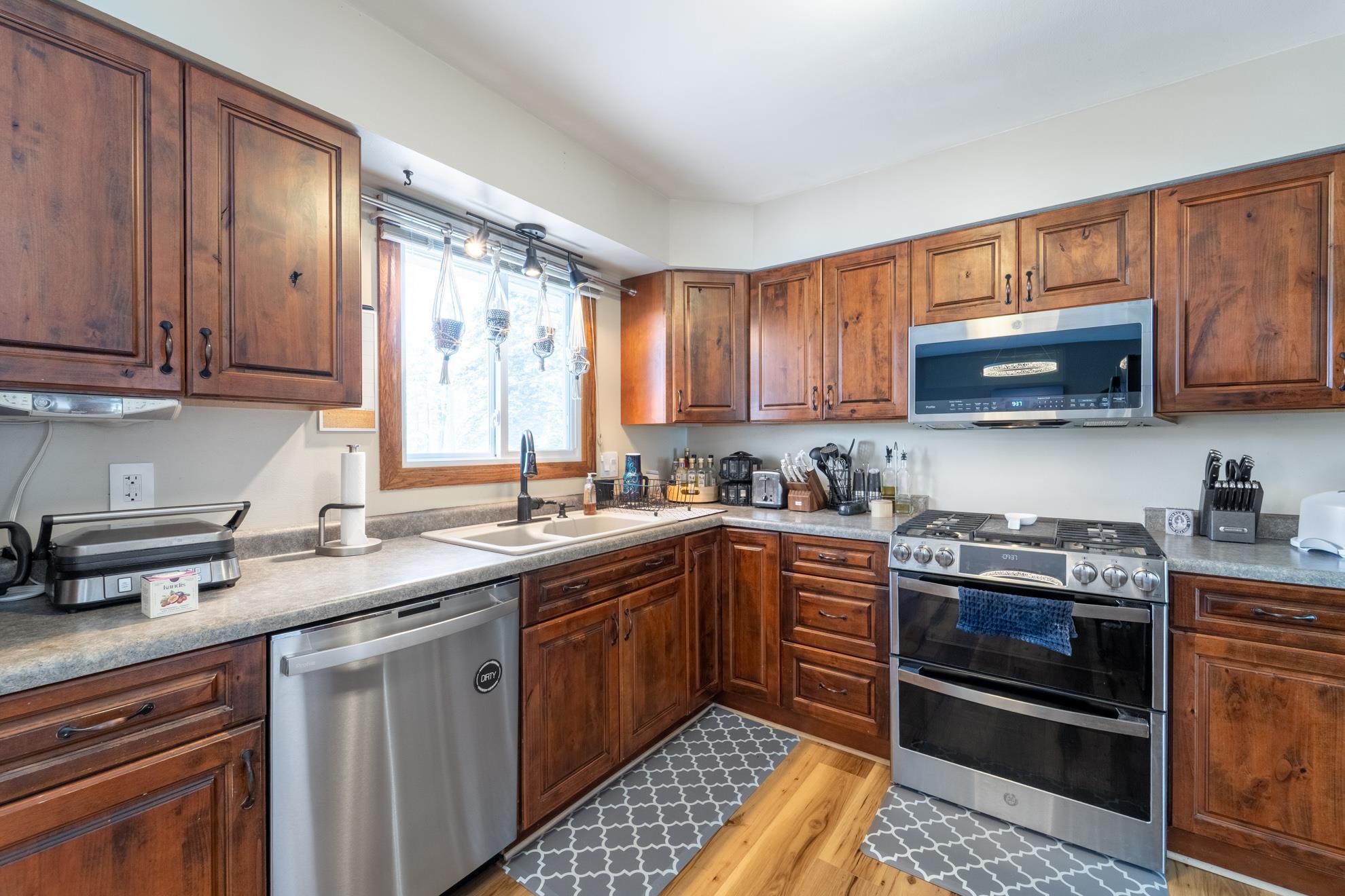 1008 ELM STREET, Merrill, Wisconsin 54452, 3 Bedrooms Bedrooms, ,1 BathroomBathrooms,Residential,For Sale,1008 ELM STREET,22501180