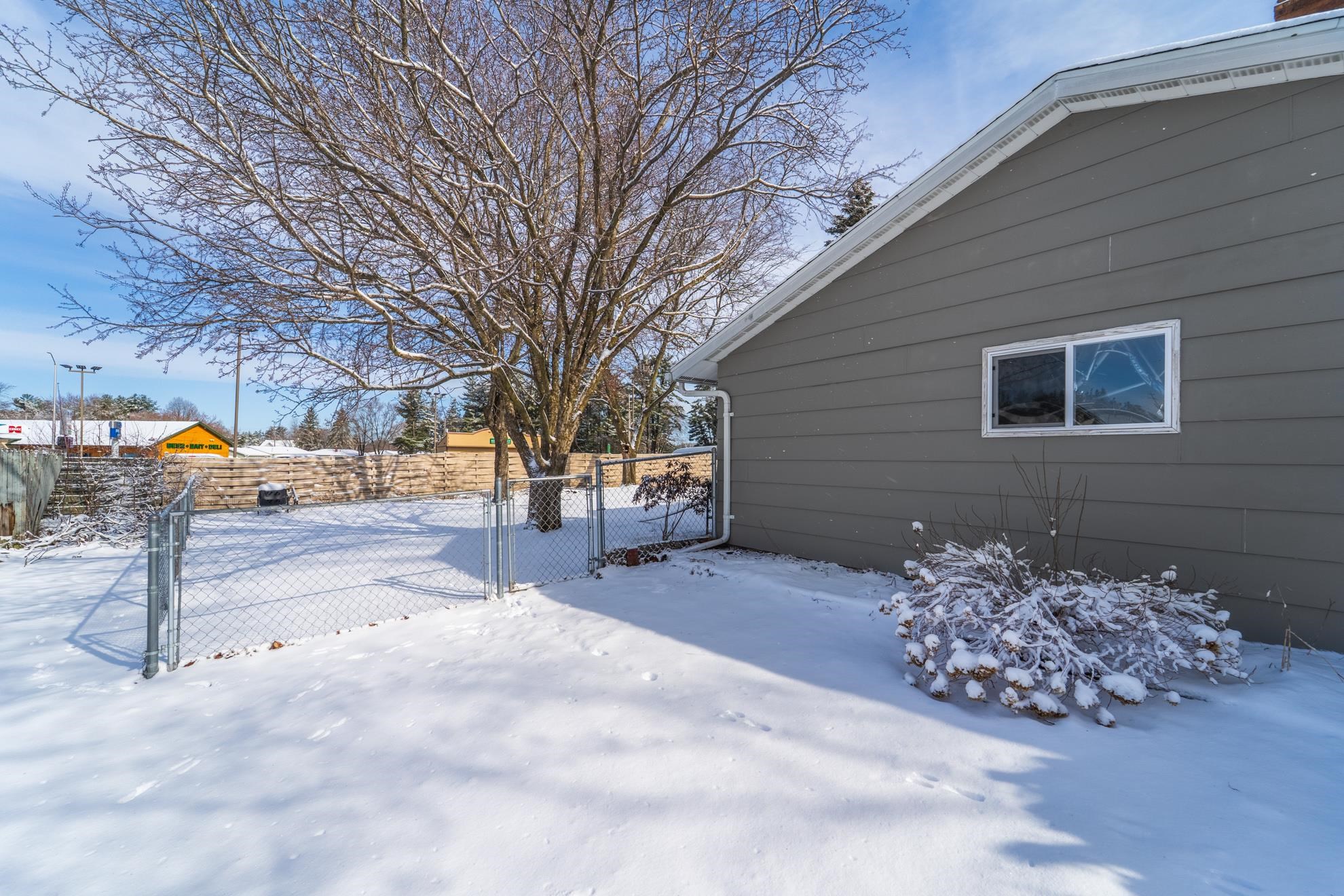 1008 ELM STREET, Merrill, Wisconsin 54452, 3 Bedrooms Bedrooms, ,1 BathroomBathrooms,Residential,For Sale,1008 ELM STREET,22501180