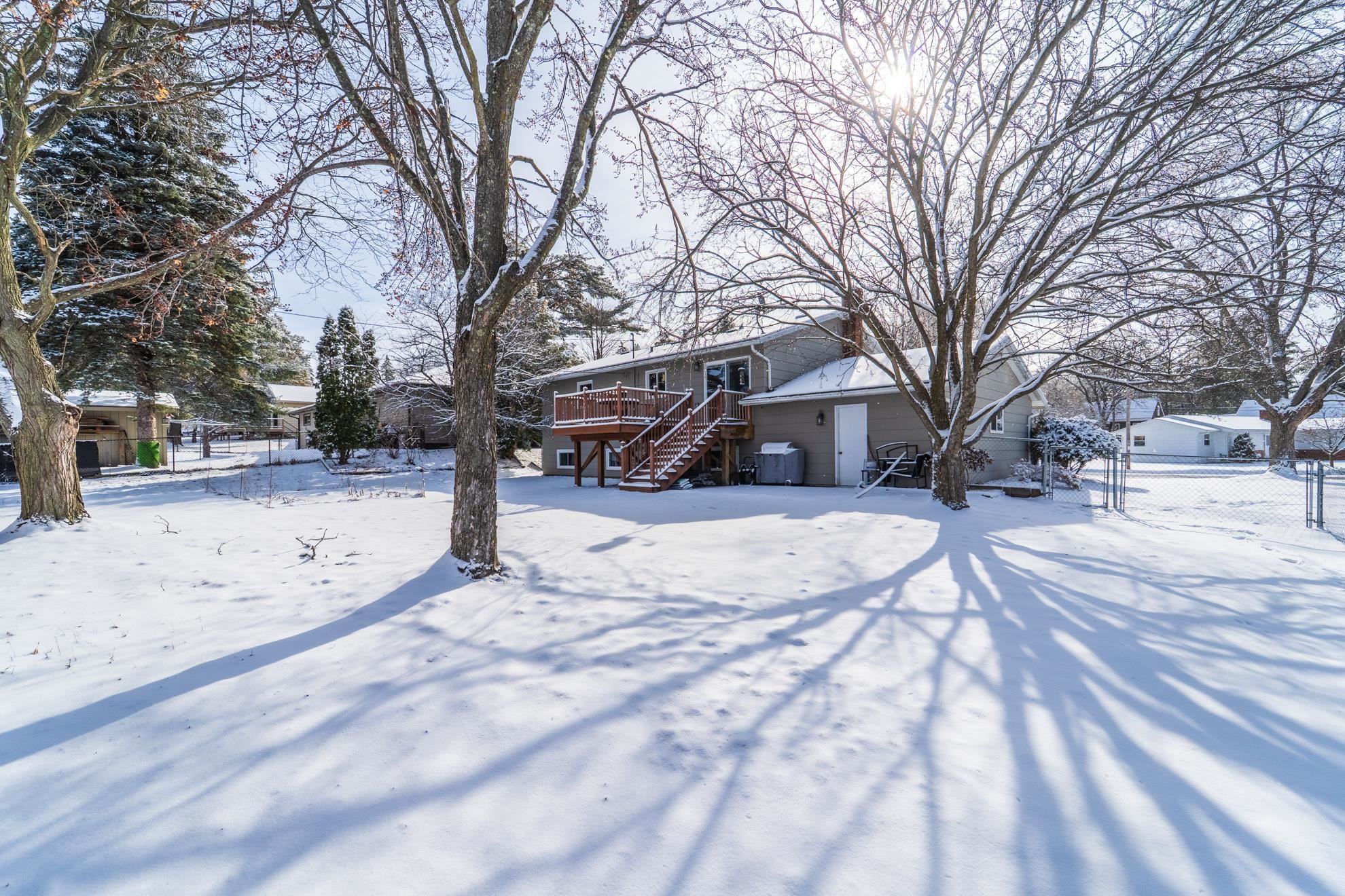 1008 ELM STREET, Merrill, Wisconsin 54452, 3 Bedrooms Bedrooms, ,1 BathroomBathrooms,Residential,For Sale,1008 ELM STREET,22501180