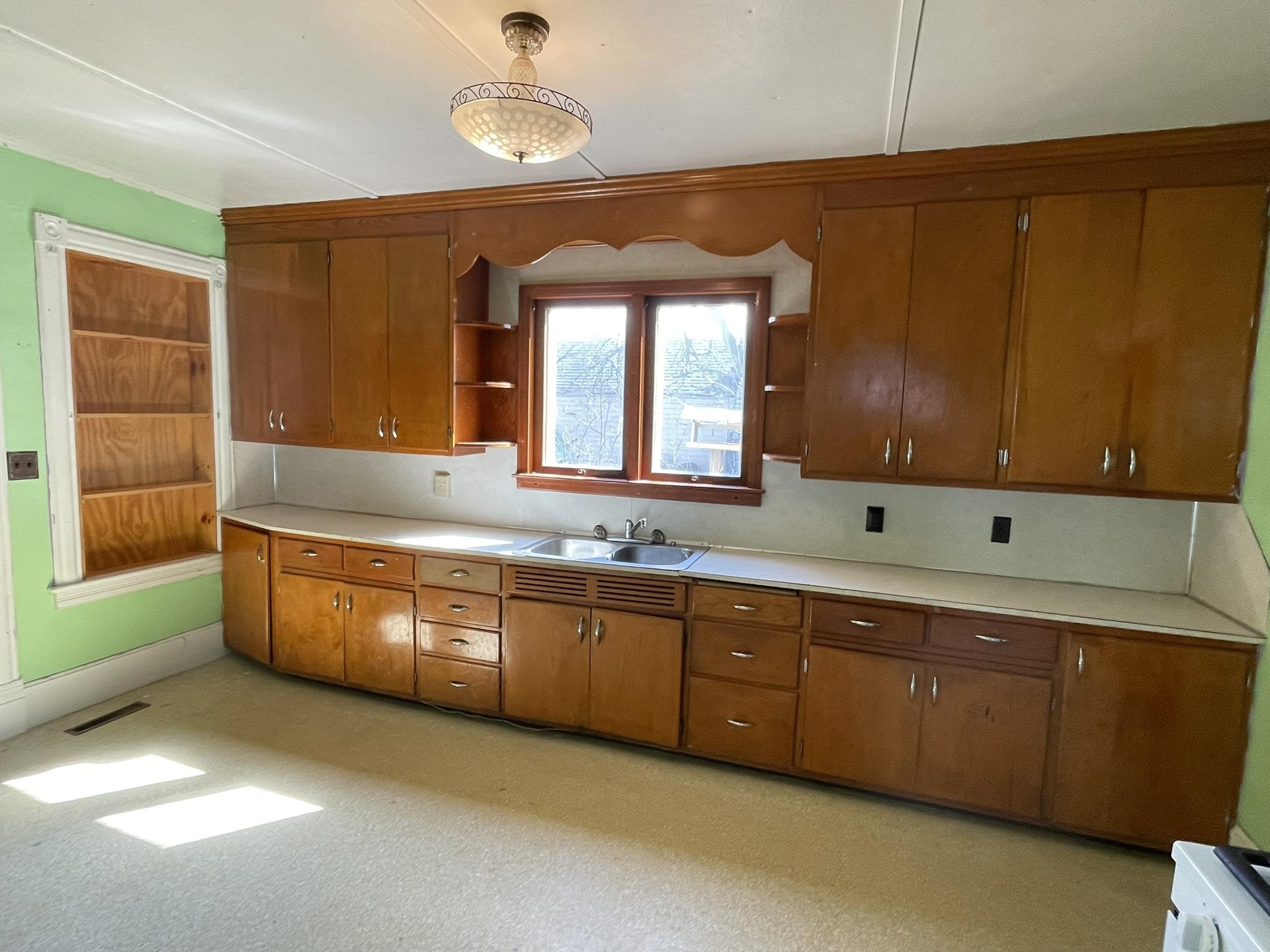 3921 80TH STREET SOUTH, Wisconsin Rapids, Wisconsin 54494, 3 Bedrooms Bedrooms, ,1 BathroomBathrooms,Residential,For Sale,3921 80TH STREET SOUTH,22501183