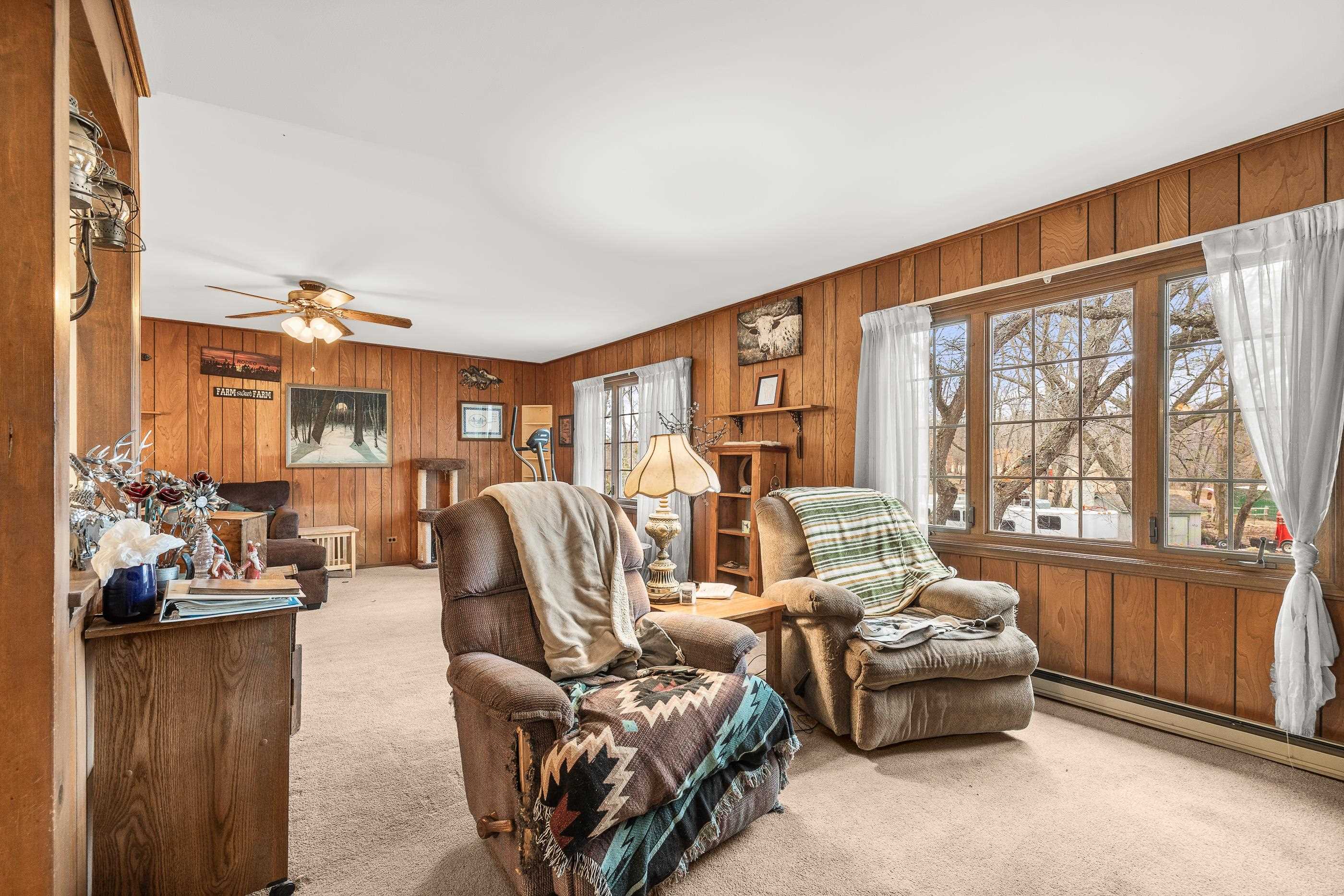 10670 COUNTY ROAD D, Almond, Wisconsin 54909, 3 Bedrooms Bedrooms, ,2 BathroomsBathrooms,Residential,For Sale,10670 COUNTY ROAD D,22501194