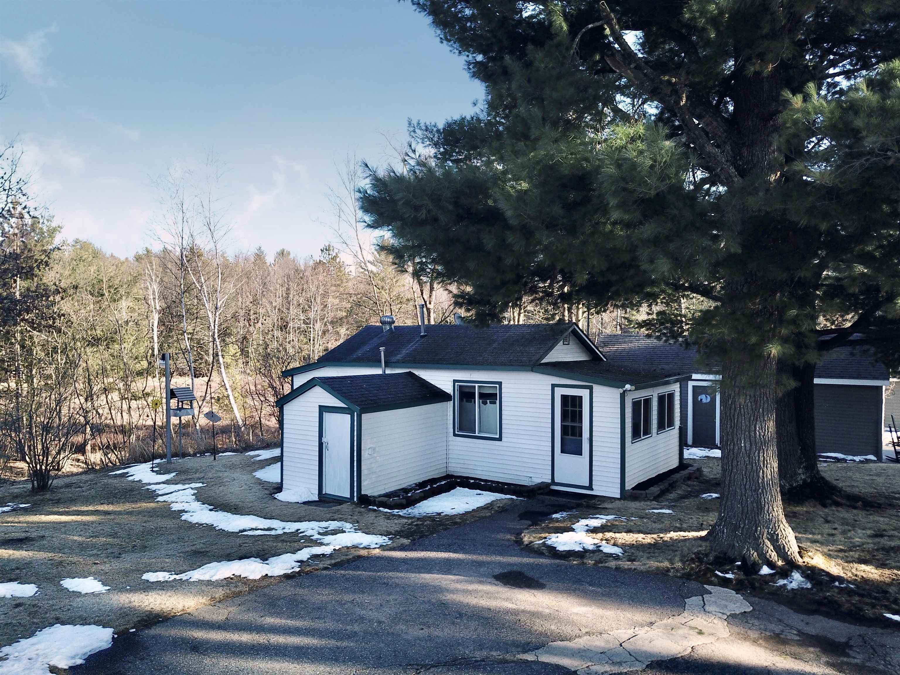 N10444 N HORSESHOE ROAD, Tomahawk, Wisconsin 54487, 1 Bedroom Bedrooms, ,1 BathroomBathrooms,Residential,For Sale,N10444 N HORSESHOE ROAD,22501195