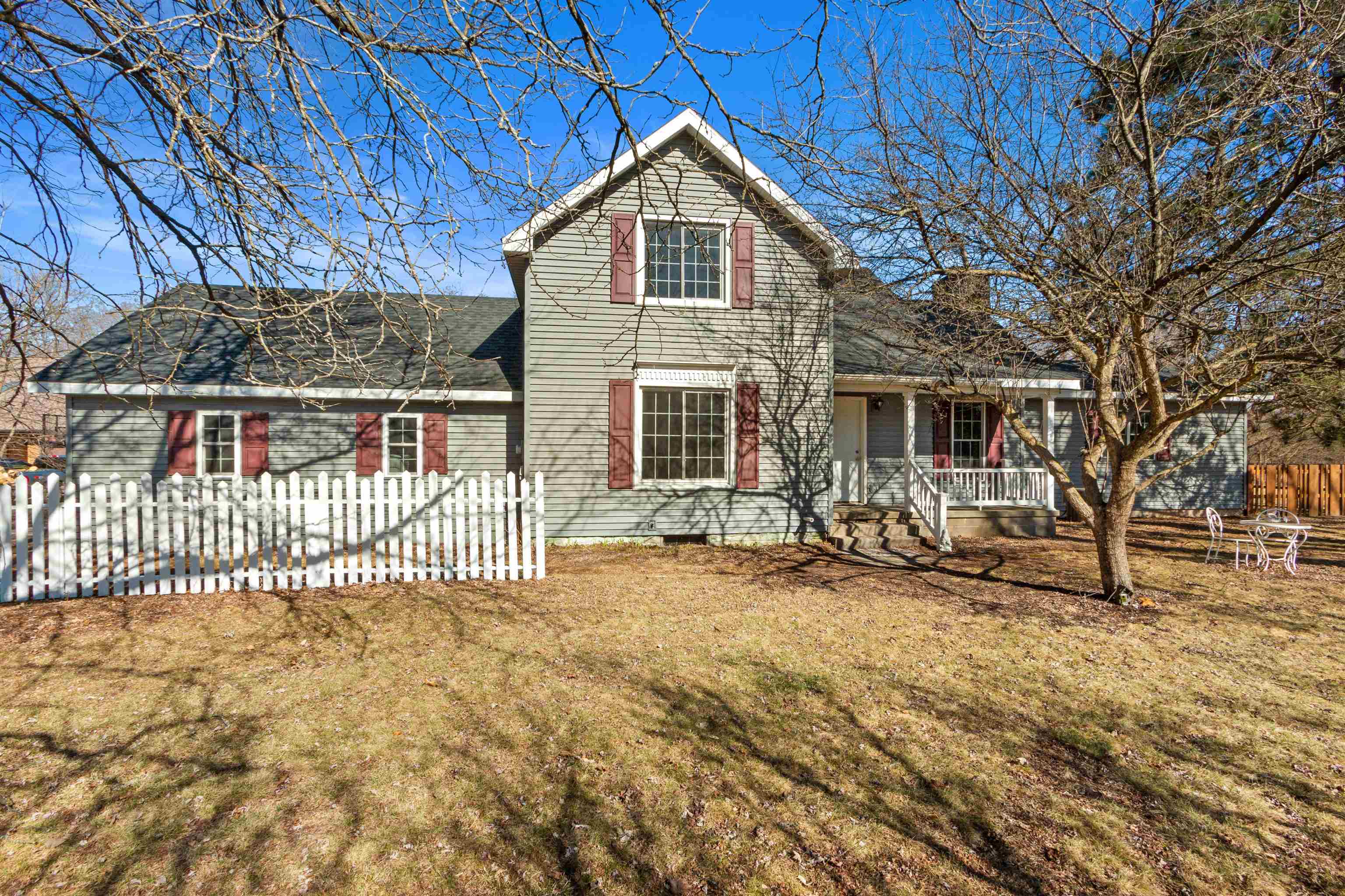 1020 WISCONSIN RIVER DRIVE, Port Edwards, Wisconsin 54469, 4 Bedrooms Bedrooms, ,2 BathroomsBathrooms,Residential,For Sale,1020 WISCONSIN RIVER DRIVE,22501200