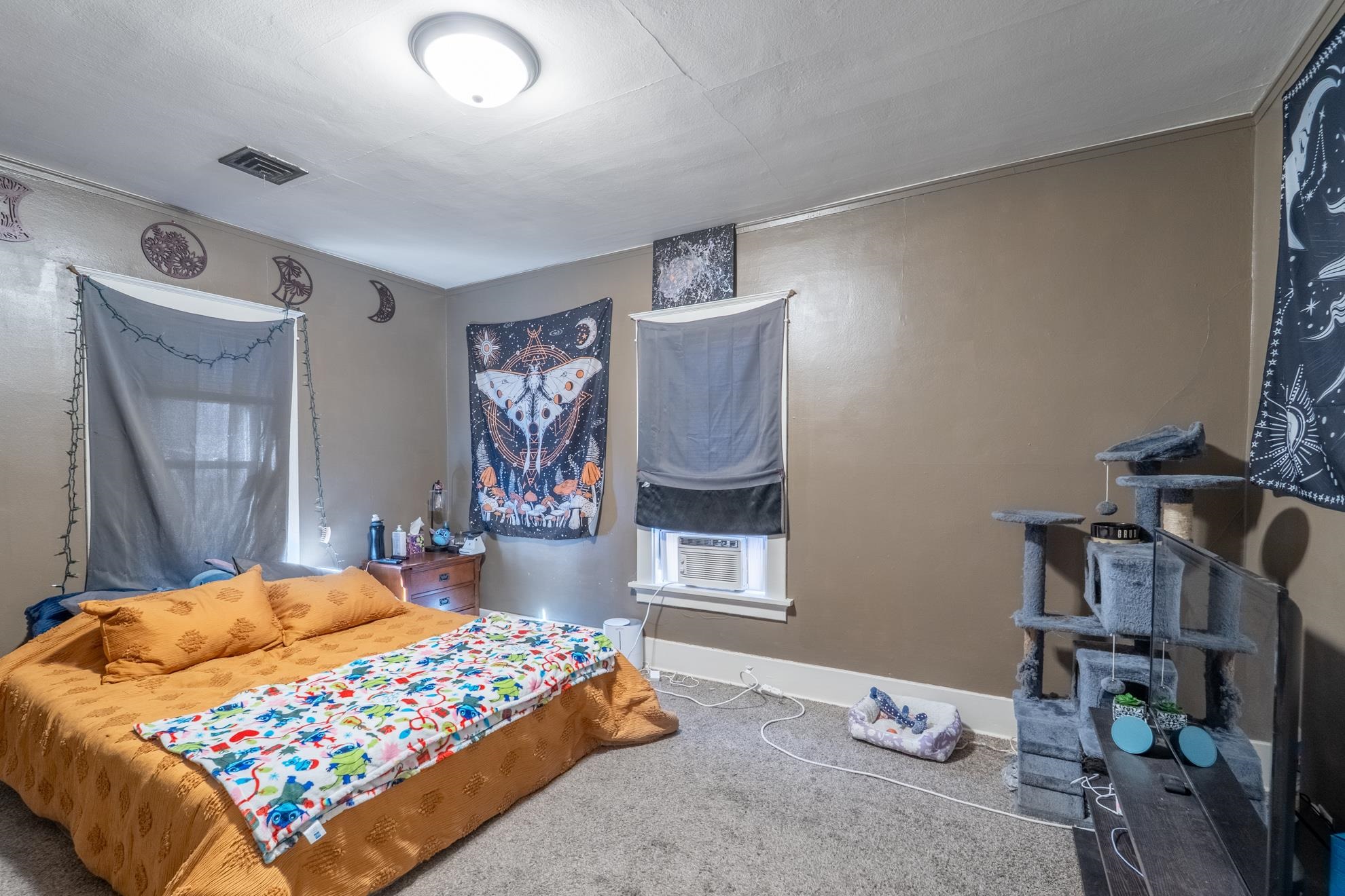707 E THOMAS STREET, Wausau, Wisconsin 54403, 1 Bedroom Bedrooms, 4 Rooms Rooms,1 BathroomBathrooms,Multi-family,For Sale,707 E THOMAS STREET,22501213