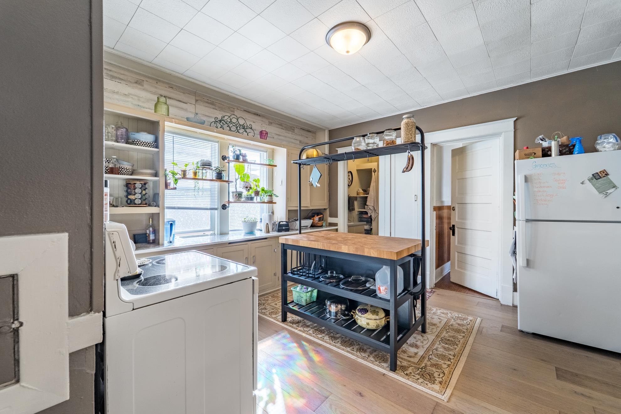 707 E THOMAS STREET, Wausau, Wisconsin 54403, 1 Bedroom Bedrooms, 4 Rooms Rooms,1 BathroomBathrooms,Multi-family,For Sale,707 E THOMAS STREET,22501213