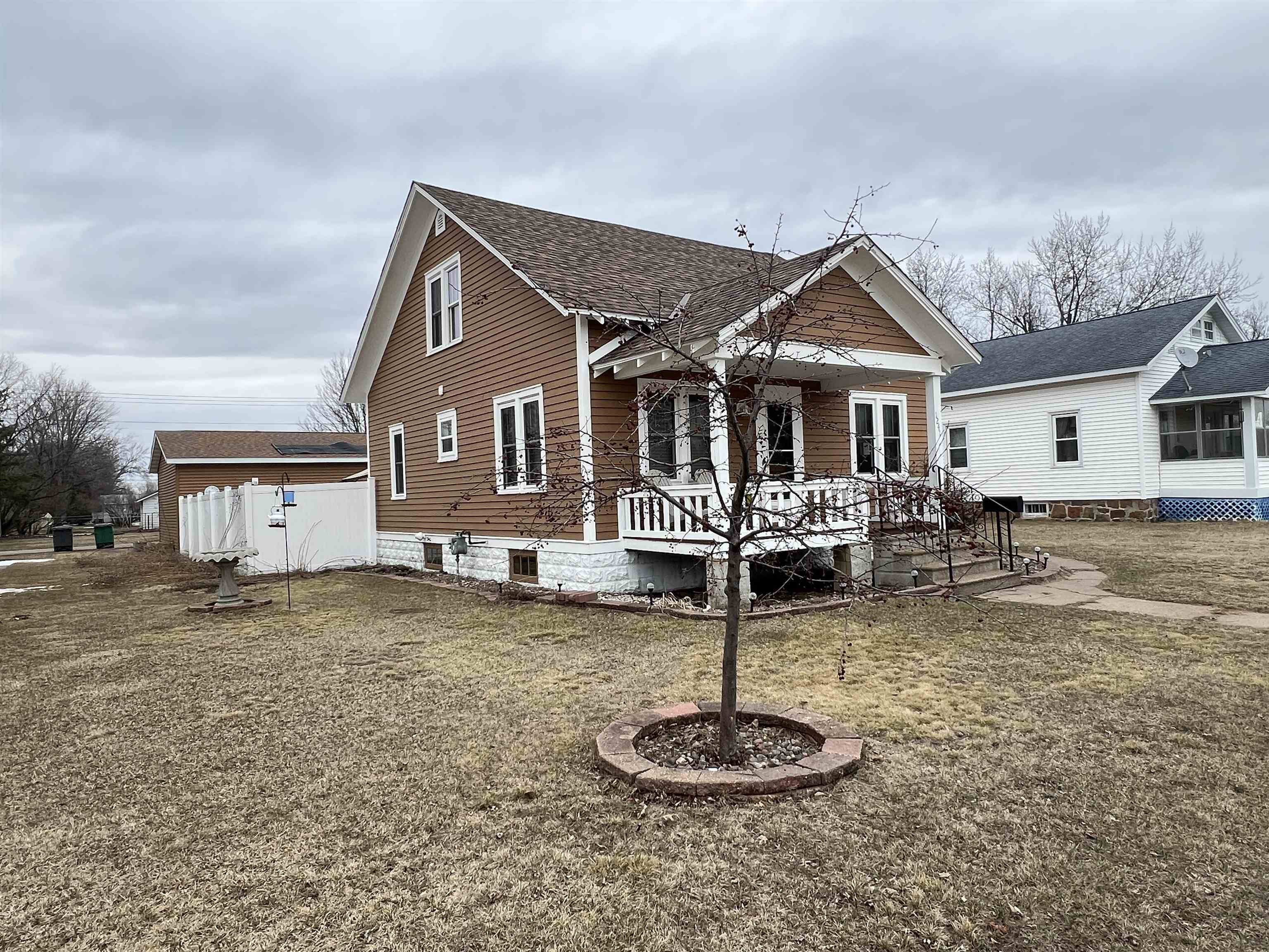 1241 OAK STREET, Wisconsin Rapids, Wisconsin 54494, 3 Bedrooms Bedrooms, ,1 BathroomBathrooms,Residential,For Sale,1241 OAK STREET,22501217