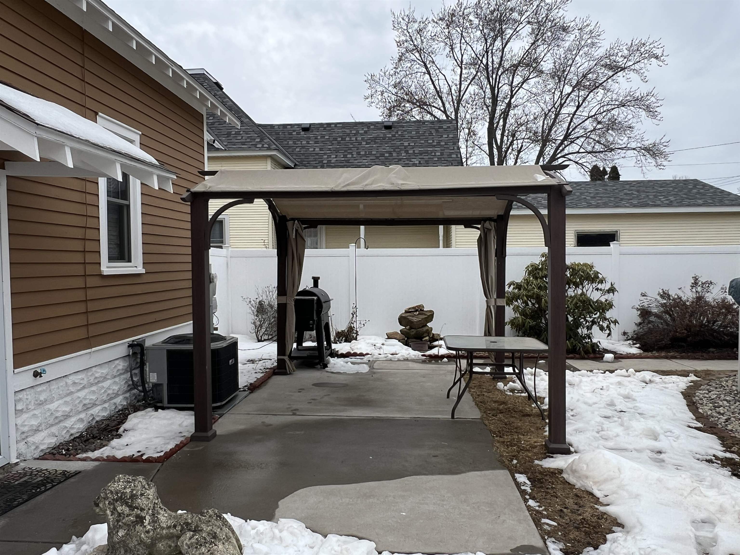 1241 OAK STREET, Wisconsin Rapids, Wisconsin 54494, 3 Bedrooms Bedrooms, ,1 BathroomBathrooms,Residential,For Sale,1241 OAK STREET,22501217