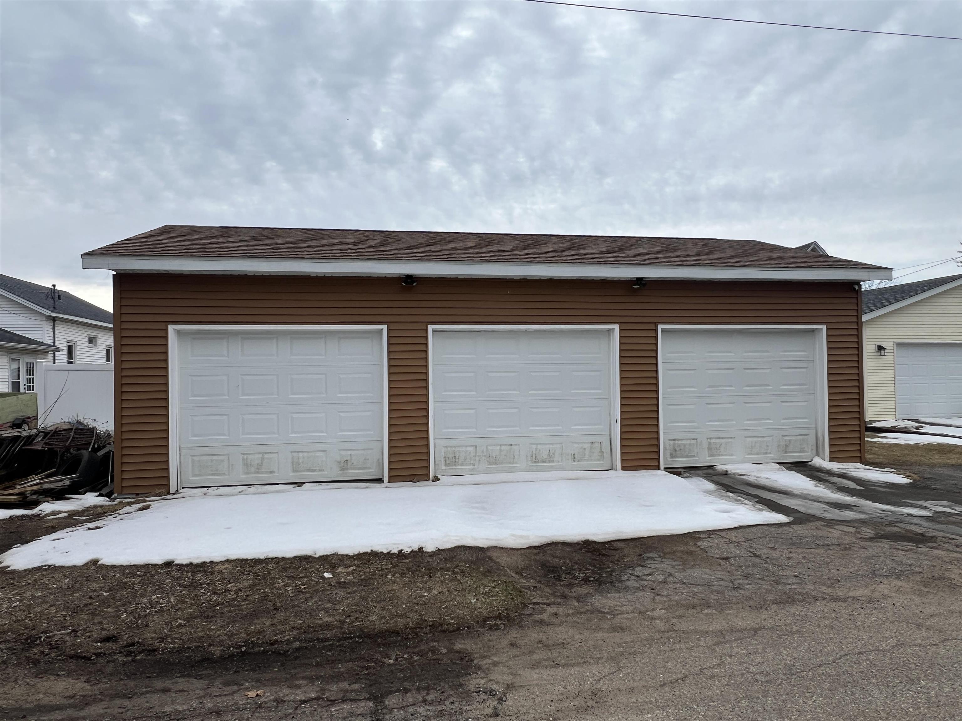 1241 OAK STREET, Wisconsin Rapids, Wisconsin 54494, 3 Bedrooms Bedrooms, ,1 BathroomBathrooms,Residential,For Sale,1241 OAK STREET,22501217