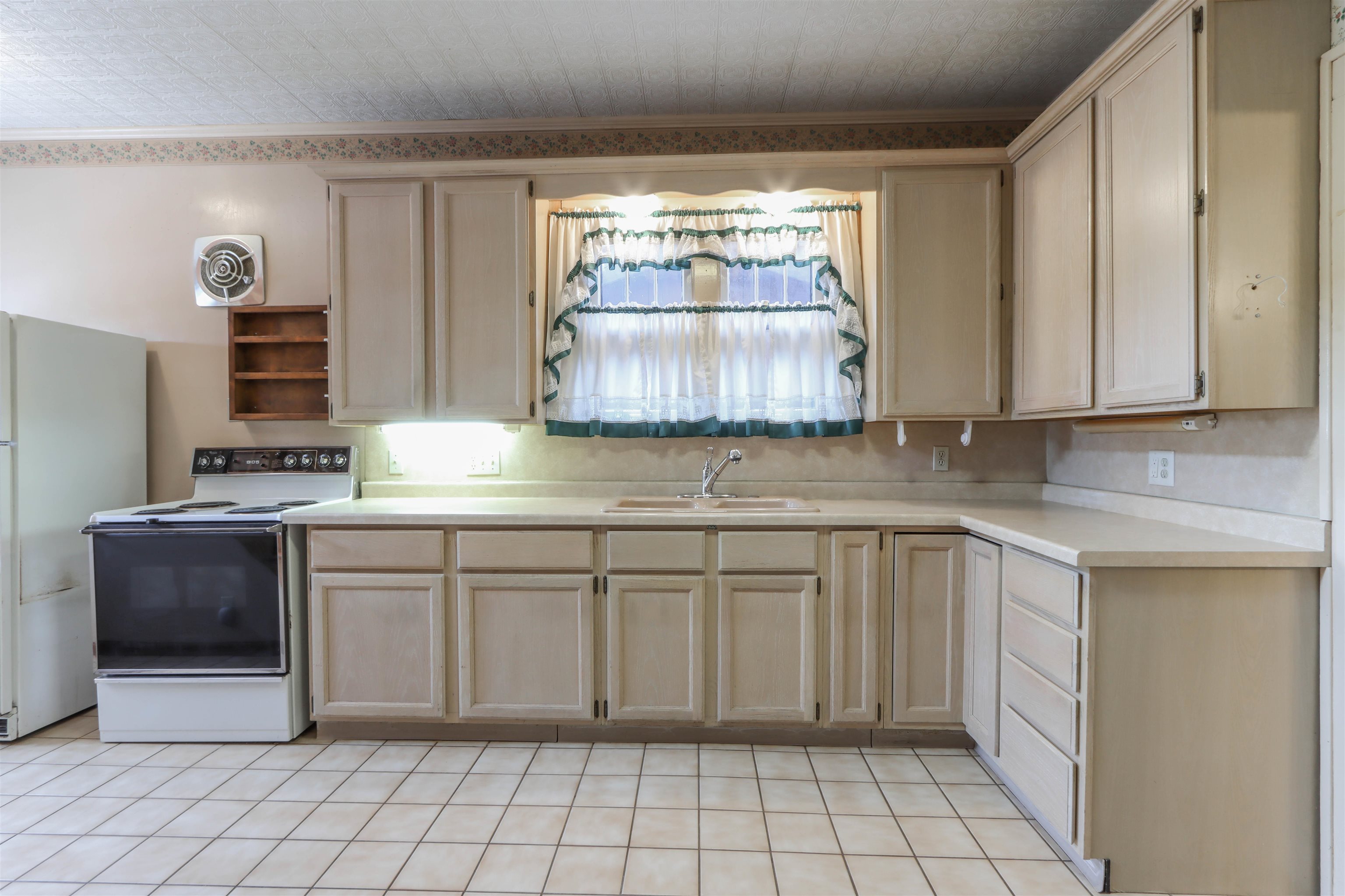 2300 DIXON STREET, Stevens Point, Wisconsin 54481, 4 Bedrooms Bedrooms, ,2 BathroomsBathrooms,Residential,For Sale,2300 DIXON STREET,22501218