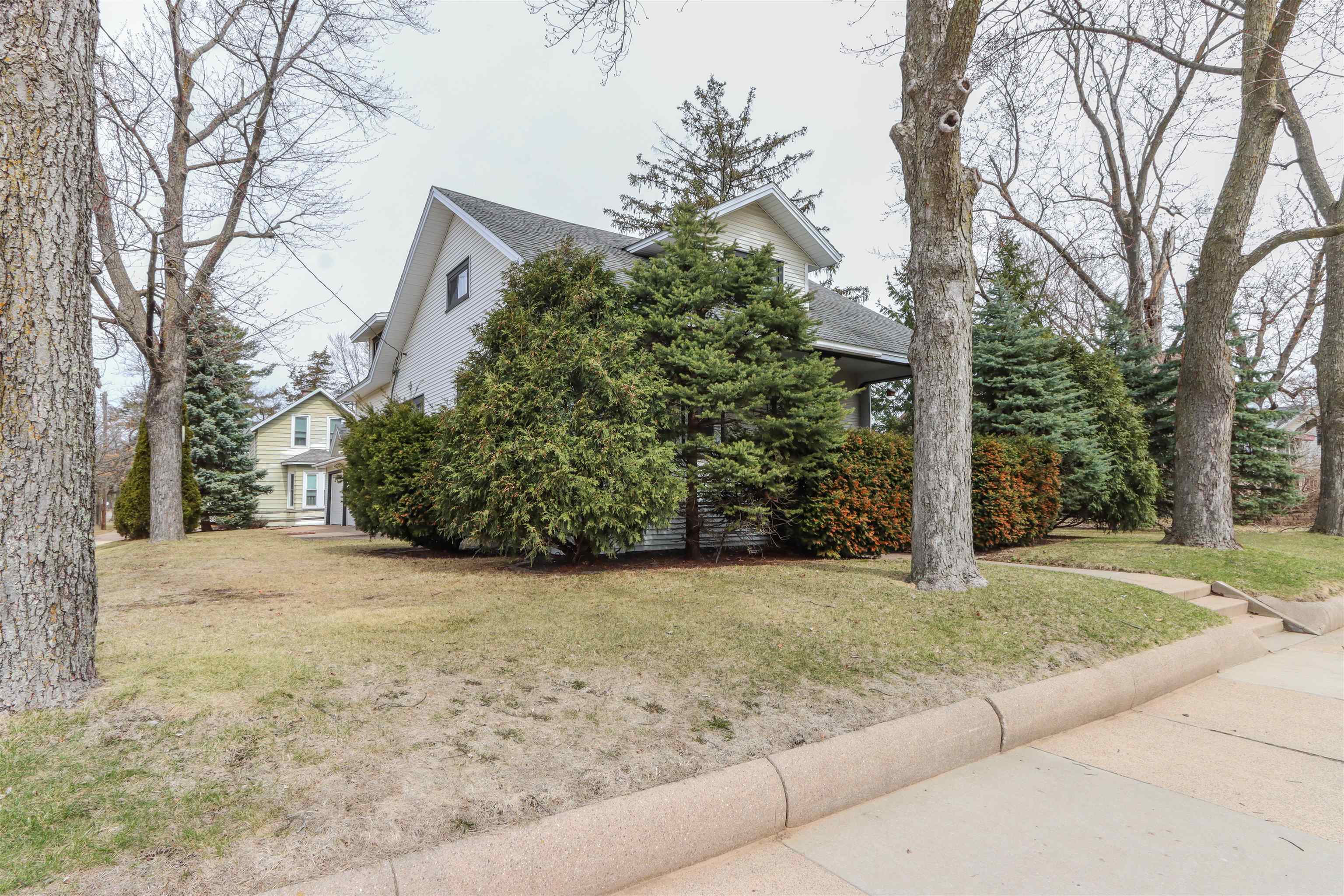 2300 DIXON STREET, Stevens Point, Wisconsin 54481, 4 Bedrooms Bedrooms, ,2 BathroomsBathrooms,Residential,For Sale,2300 DIXON STREET,22501218
