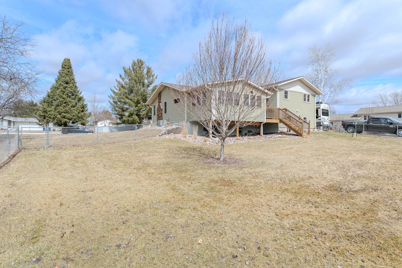 1205 LARK STREET, Merrill, Wisconsin 54452, 3 Bedrooms Bedrooms, ,2 BathroomsBathrooms,Residential,For Sale,1205 LARK STREET,22501219