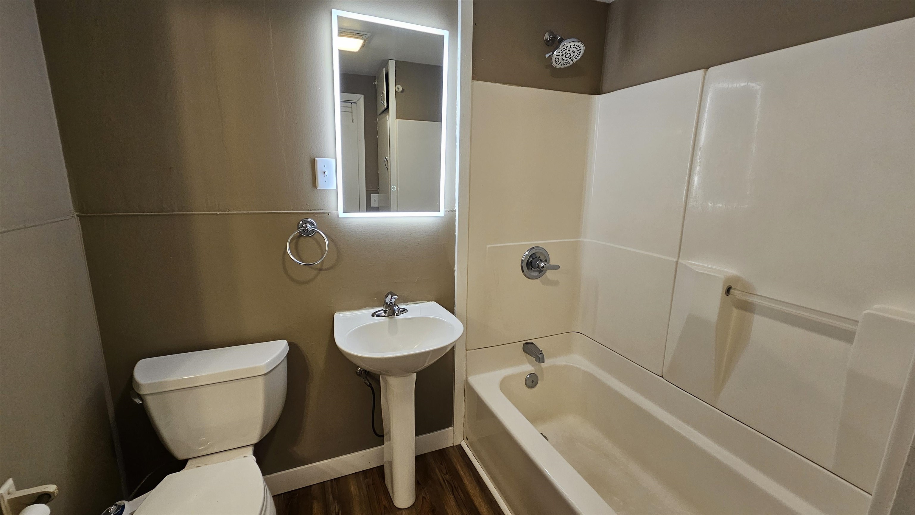 112 N SILVER LAKE ROAD, Eagle River, Wisconsin 54521, 3 Bedrooms Bedrooms, ,1 BathroomBathrooms,Residential,For Sale,112 N SILVER LAKE ROAD,22501223