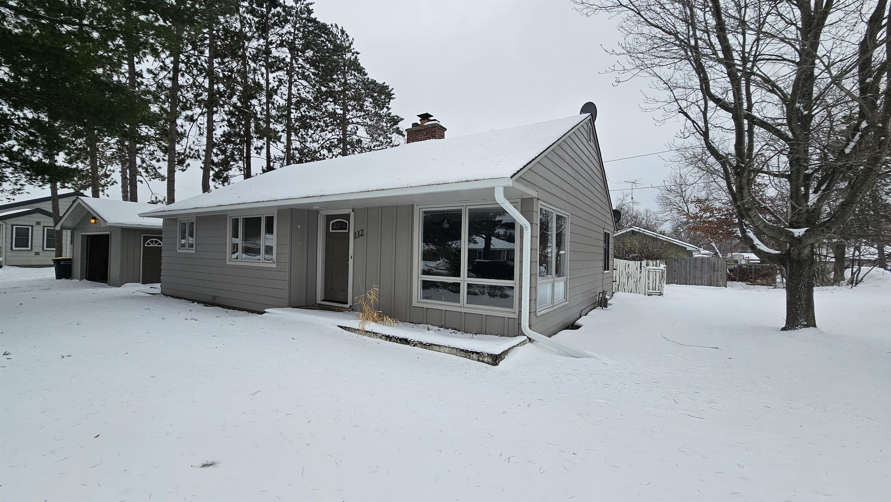 112 N SILVER LAKE ROAD, Eagle River, Wisconsin 54521, 3 Bedrooms Bedrooms, ,1 BathroomBathrooms,Residential,For Sale,112 N SILVER LAKE ROAD,22501223