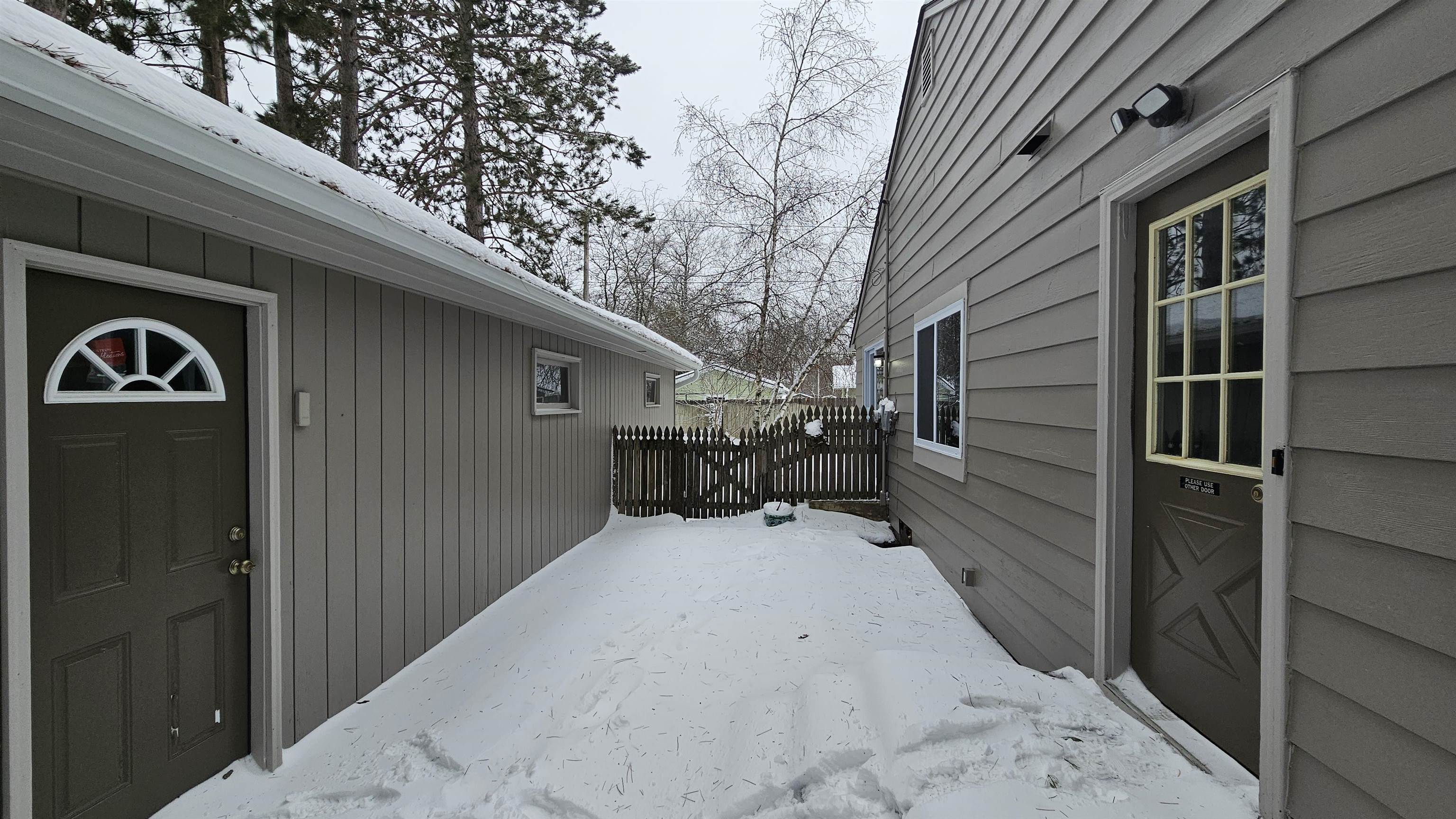 112 N SILVER LAKE ROAD, Eagle River, Wisconsin 54521, 3 Bedrooms Bedrooms, ,1 BathroomBathrooms,Residential,For Sale,112 N SILVER LAKE ROAD,22501223