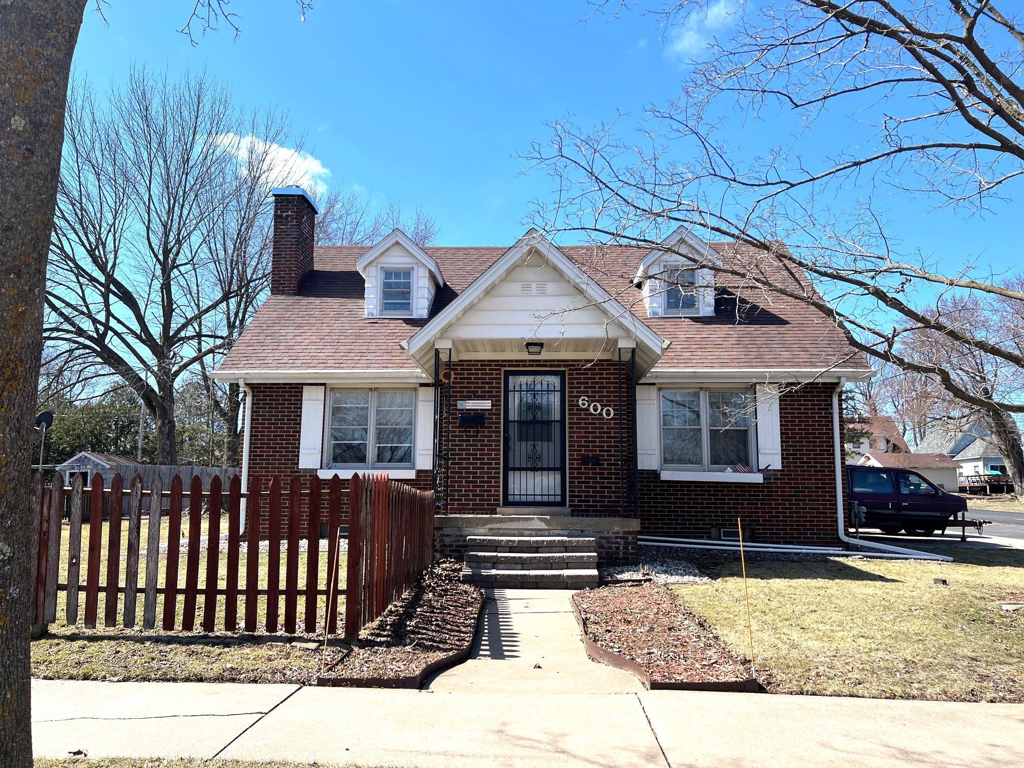 600 S ASH AVENUE, Marshfield, Wisconsin 54449, 3 Bedrooms Bedrooms, ,1 BathroomBathrooms,Residential,For Sale,600 S ASH AVENUE,22501224